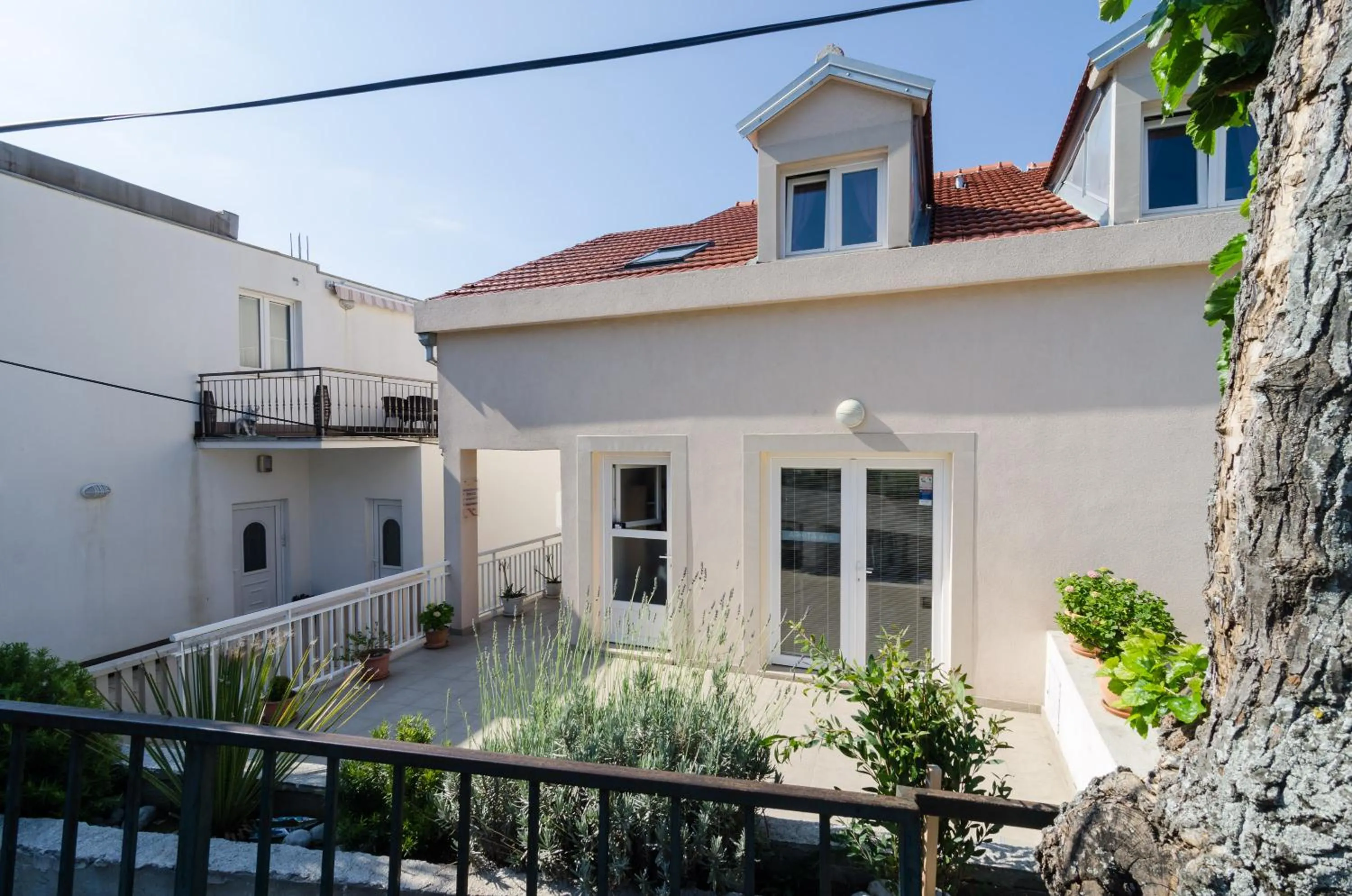 Apartments Pavle