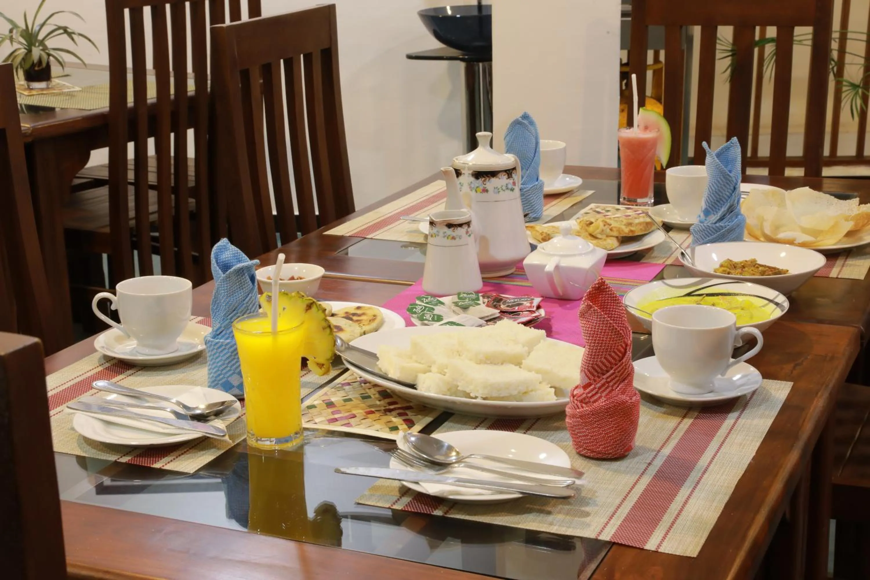 Breakfast in Hotel Bay Watch Unawatuna