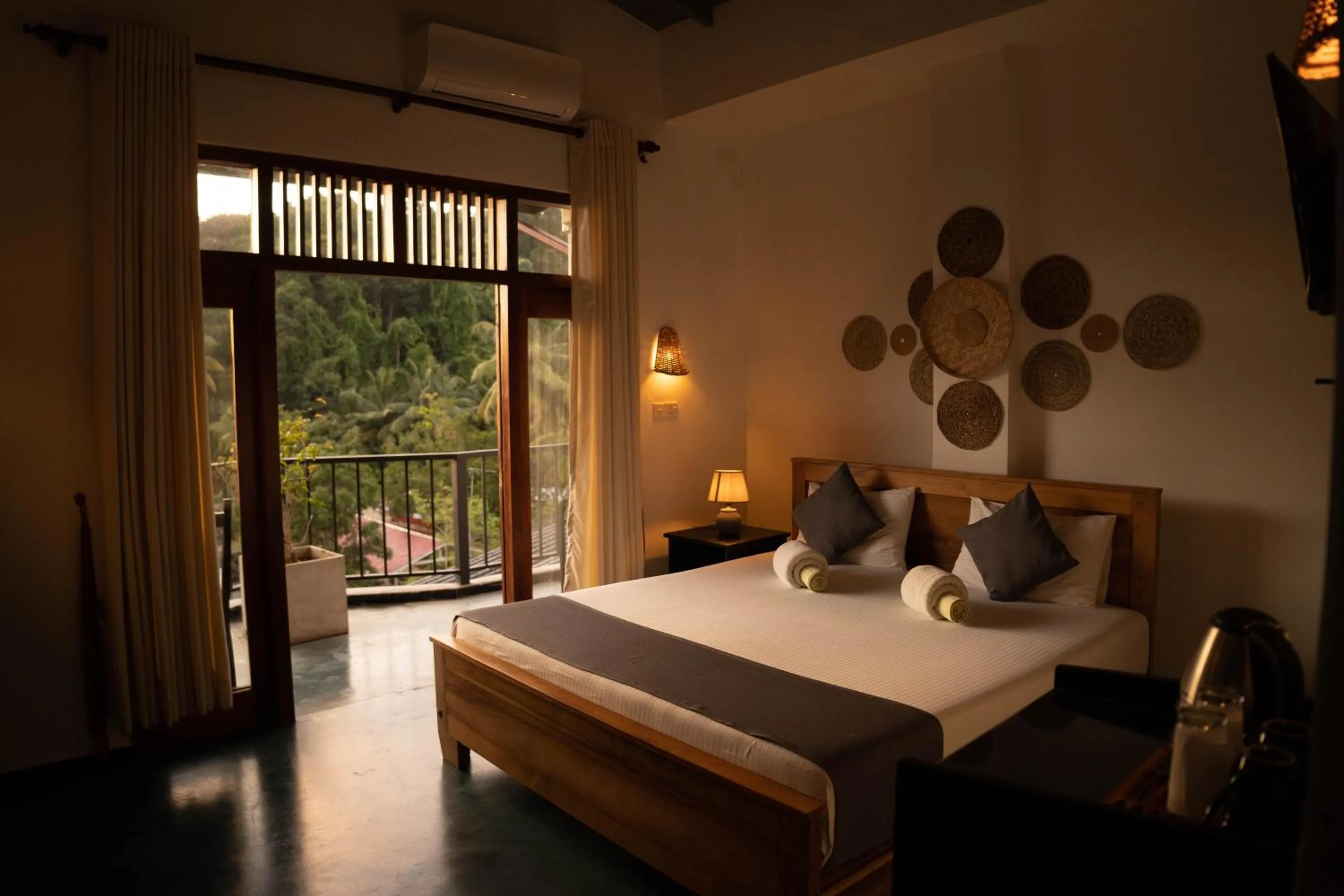 Bedroom, Bed in Hotel Bay Watch Unawatuna