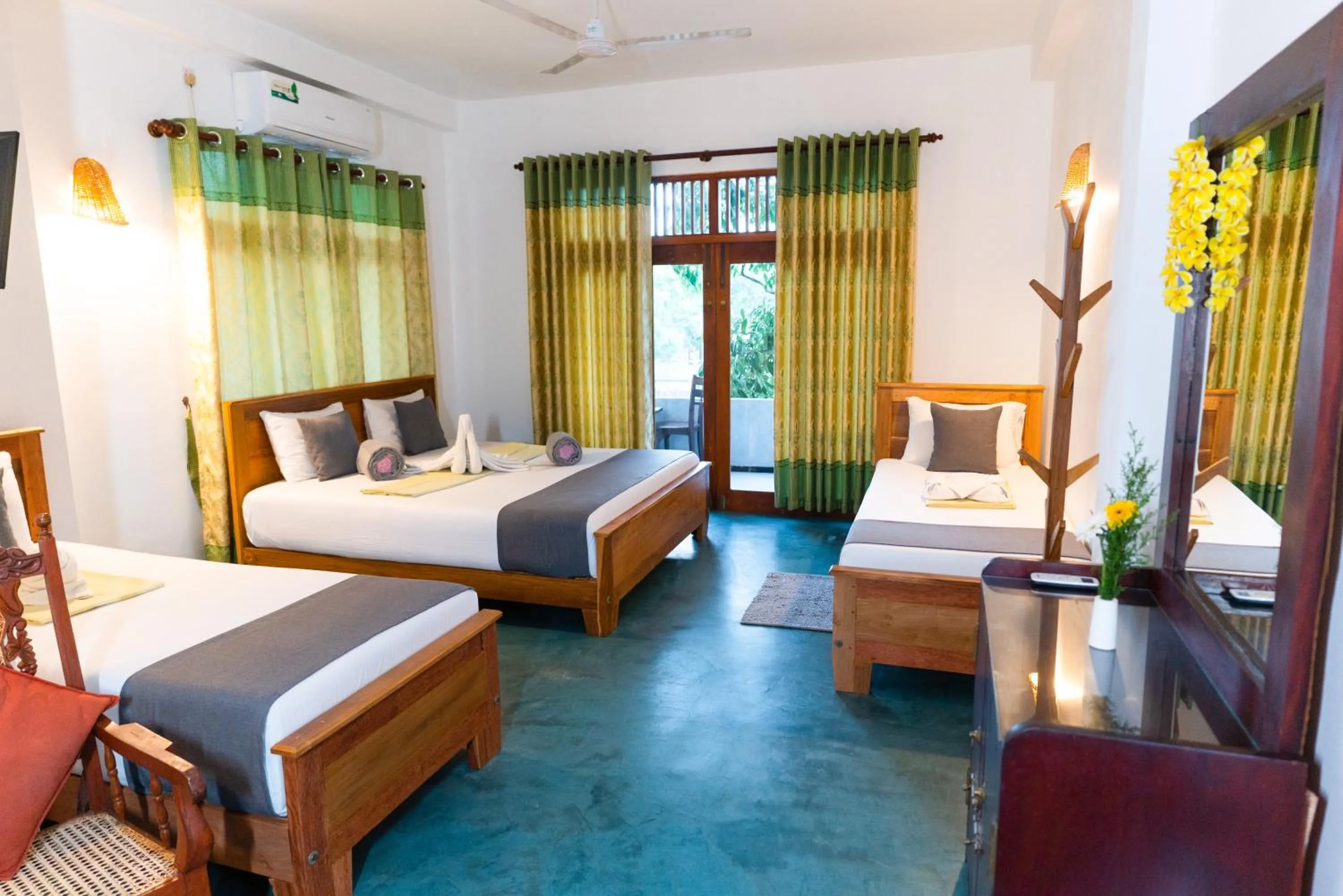 Bedroom, Bed in Hotel Bay Watch Unawatuna