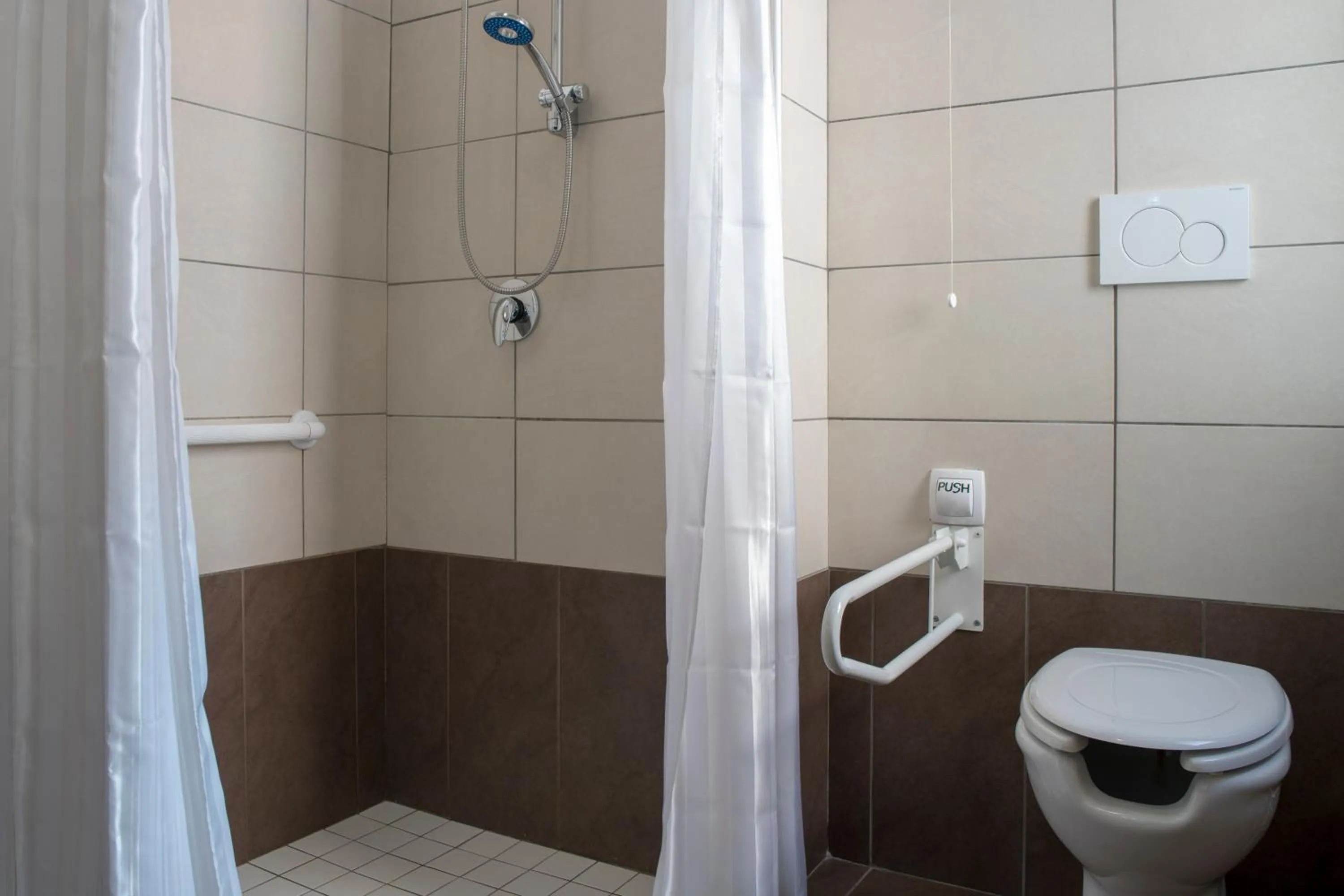 Toilet in Green Residence