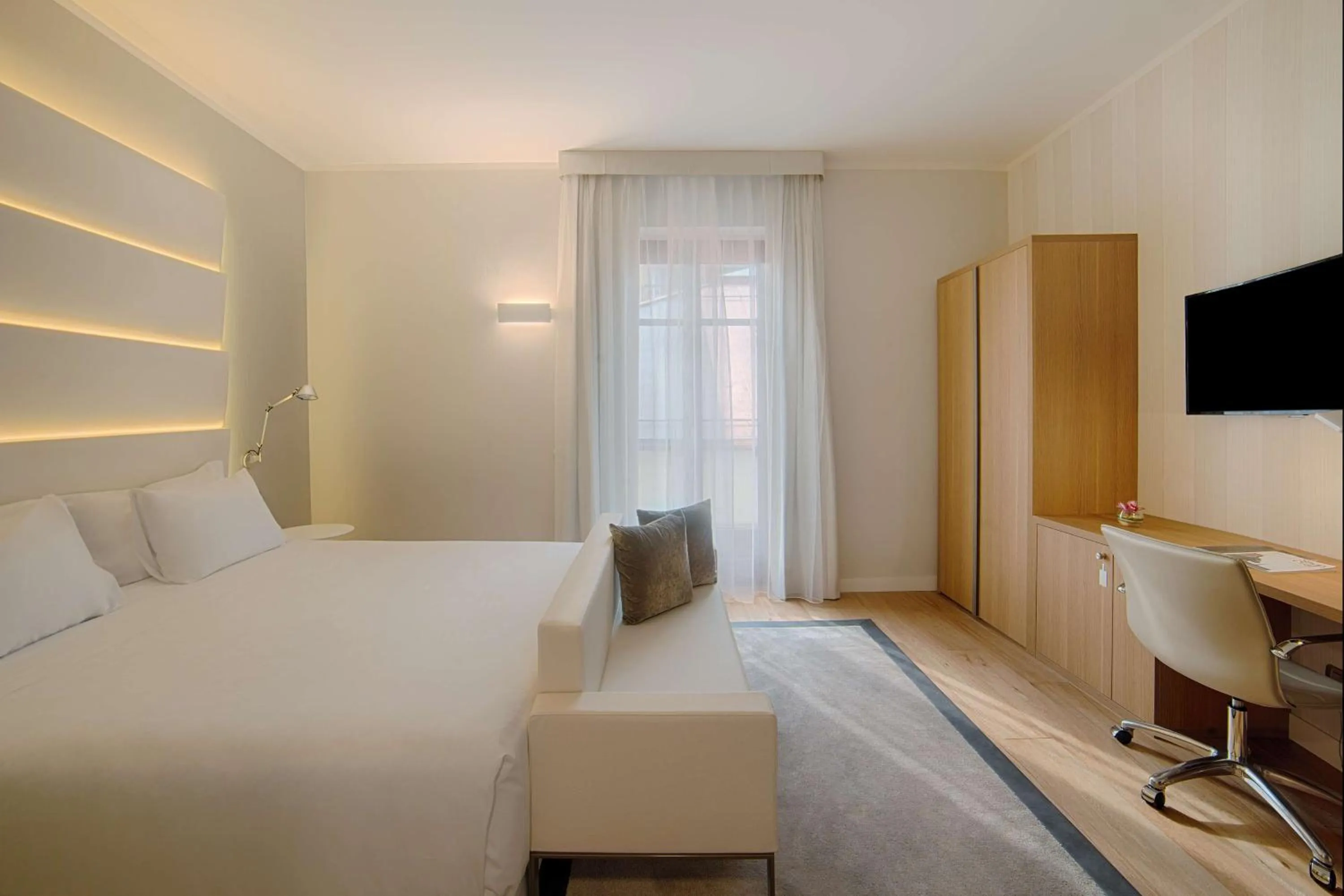 Bedroom, Bed in NH Collection Torino Santo Stefano