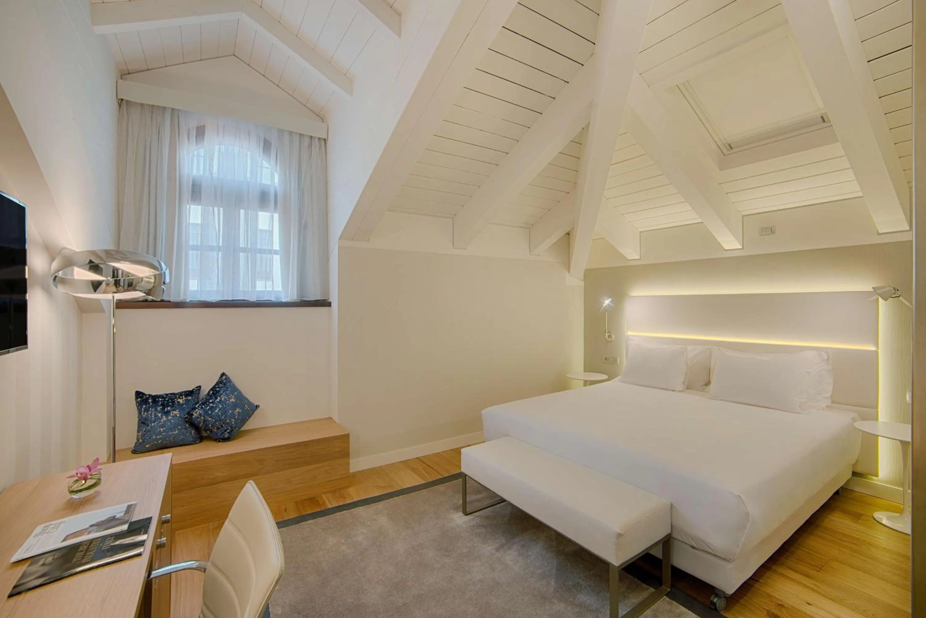 Bedroom, Bed in NH Collection Torino Santo Stefano