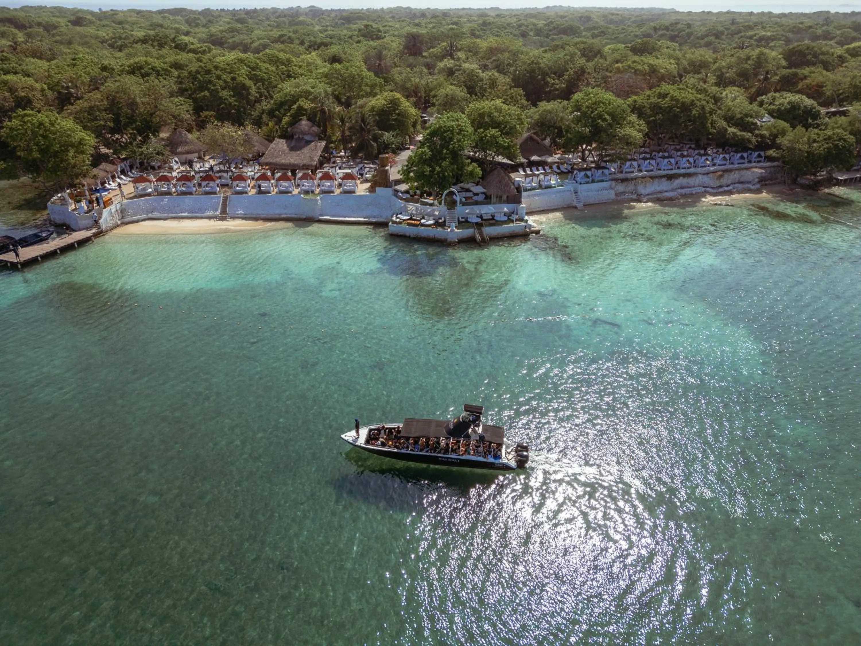 Natural landscape in Bora Bora Beach Club Cartagena