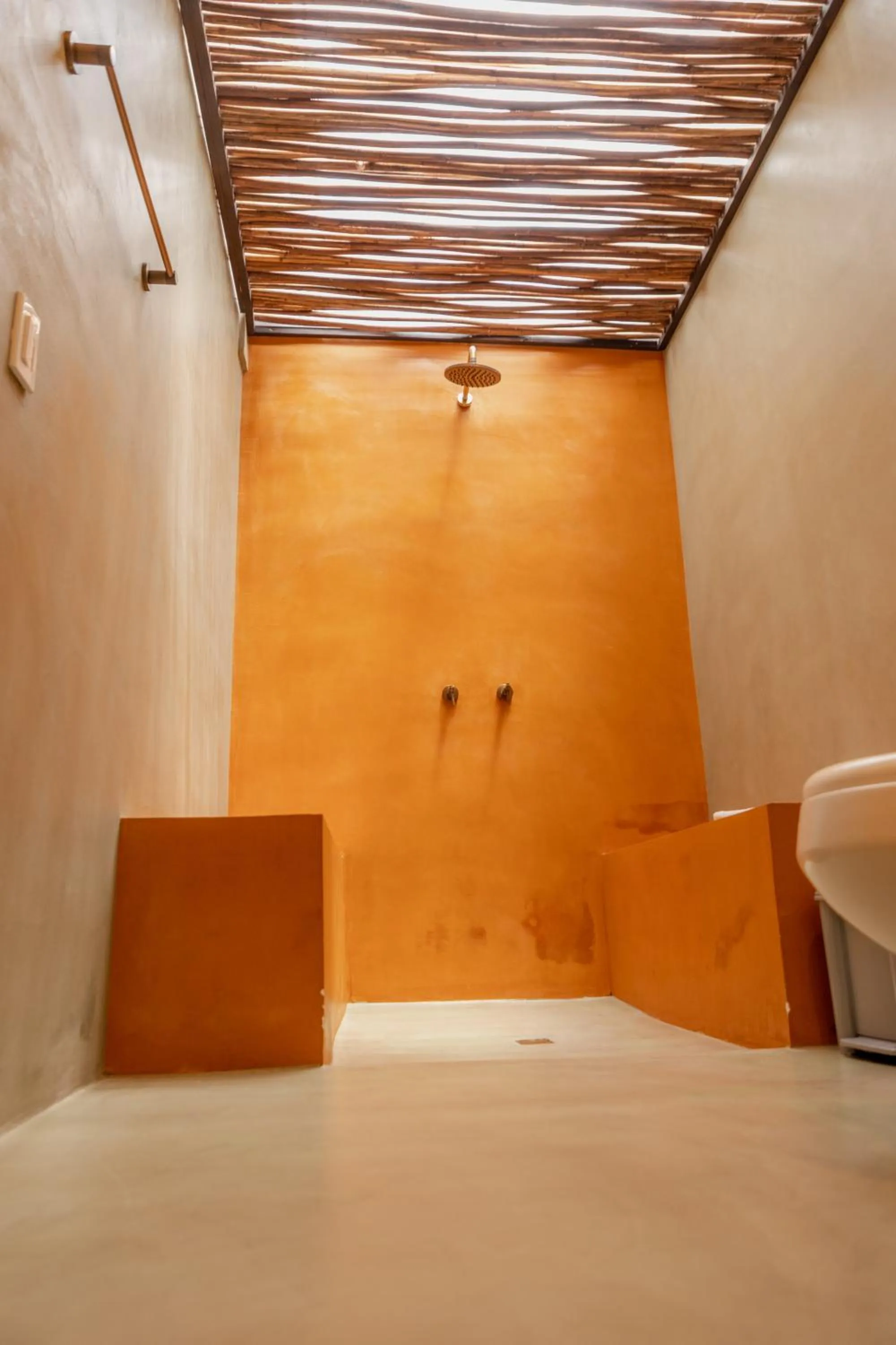 Shower, Bed in Bora Bora Beach Club Cartagena