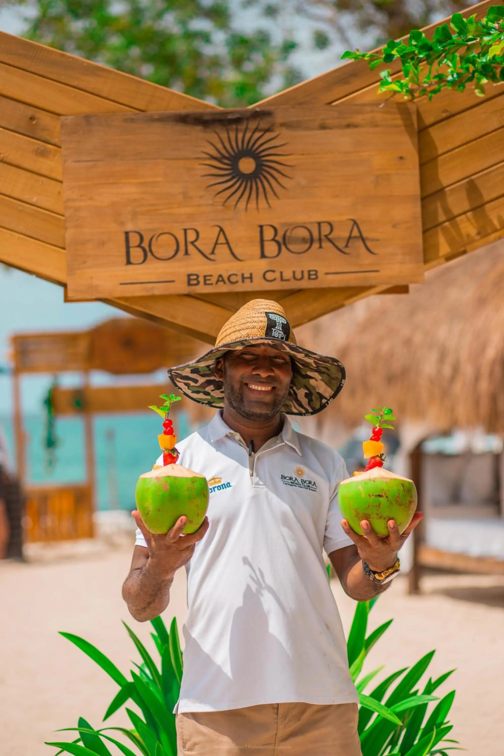 People in Bora Bora Beach Club Cartagena