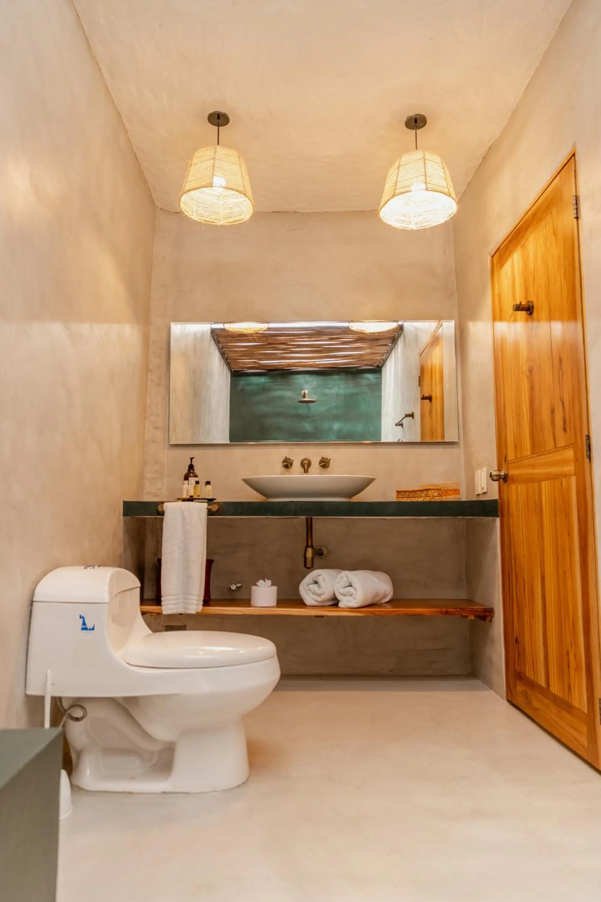 Toilet in Bora Bora Beach Club Cartagena