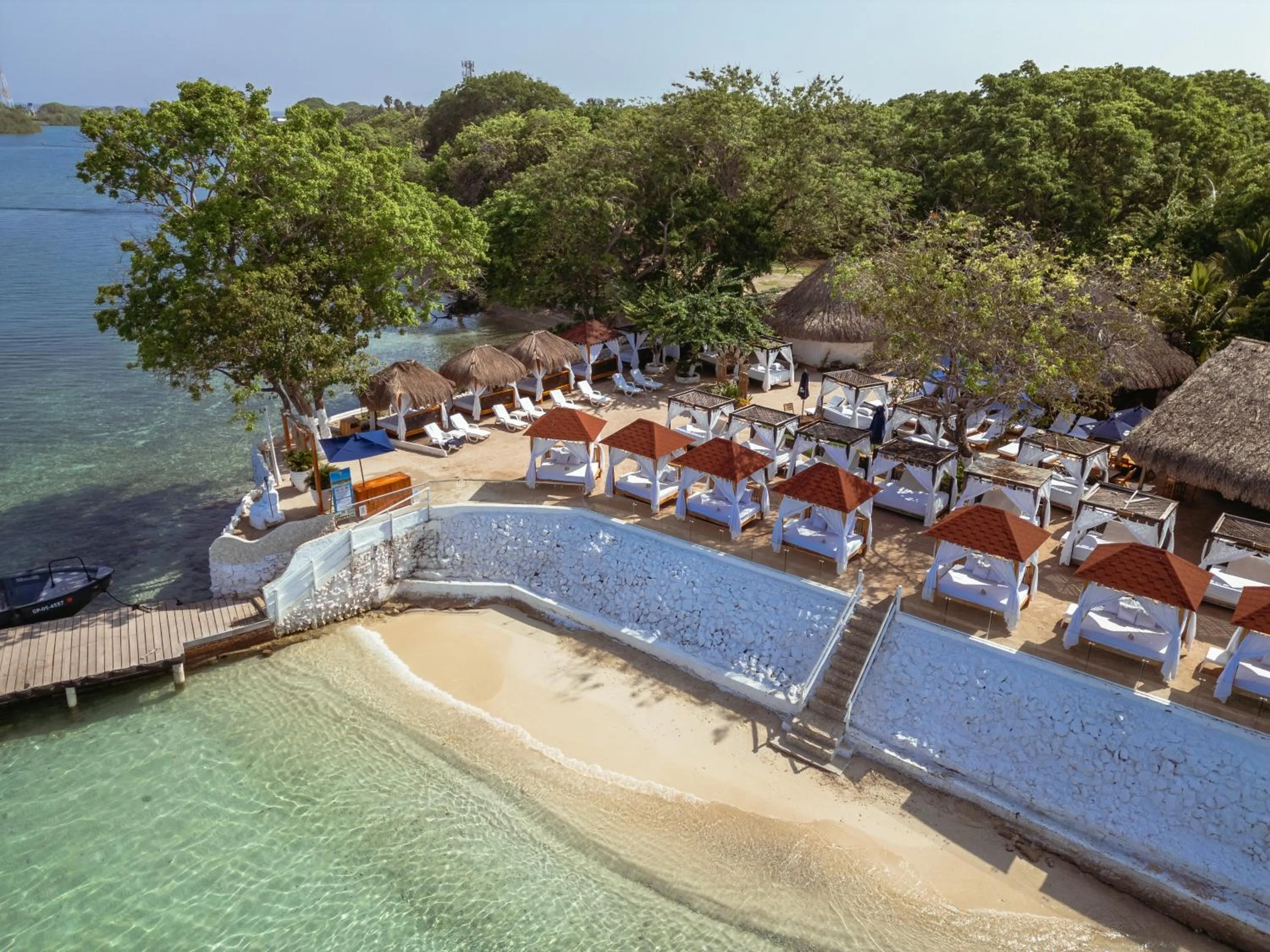 Natural landscape in Bora Bora Beach Club Cartagena