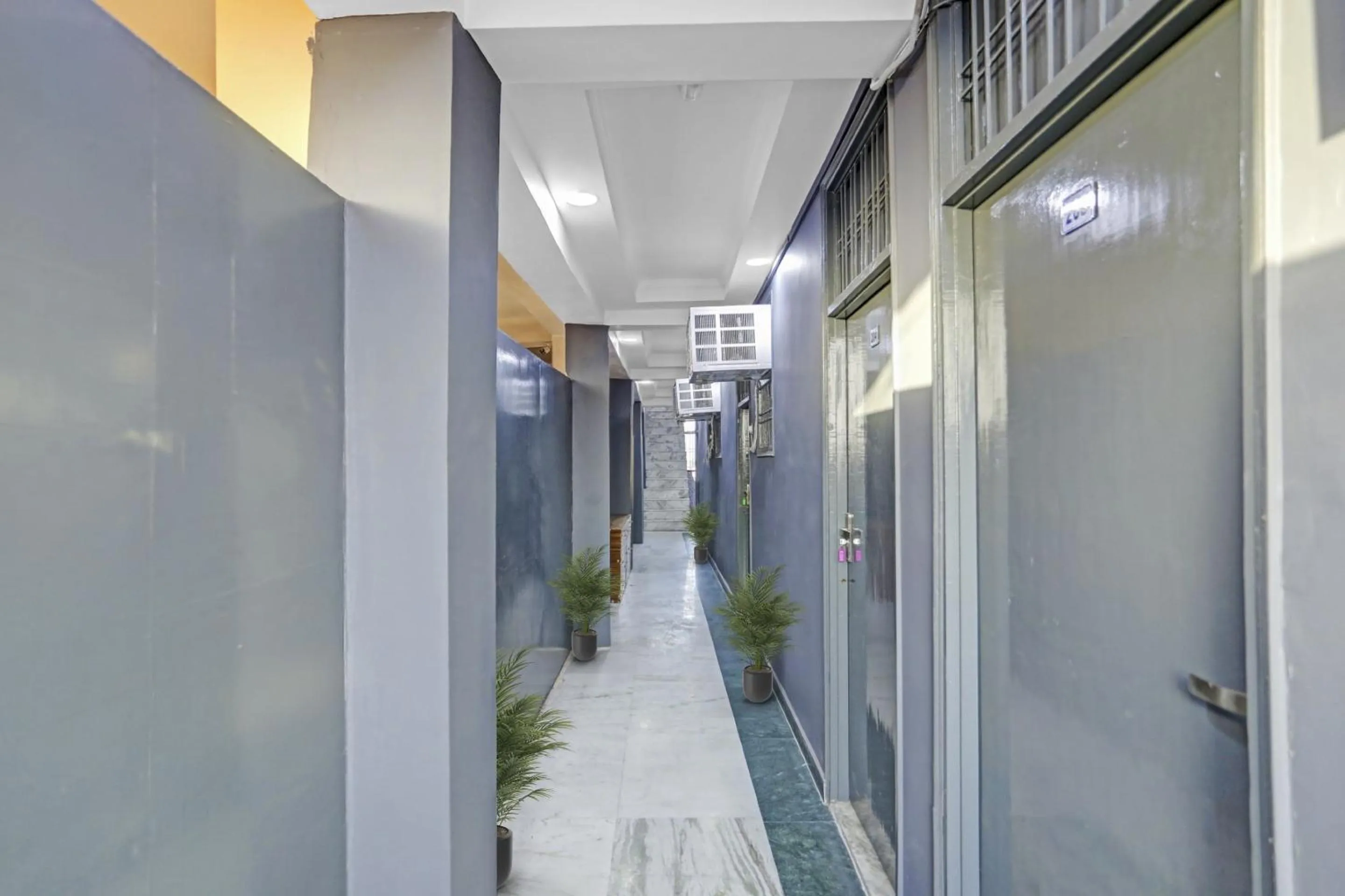 Lobby or reception in Super Hotel O Metro Inn Near Worlds Of Wonder