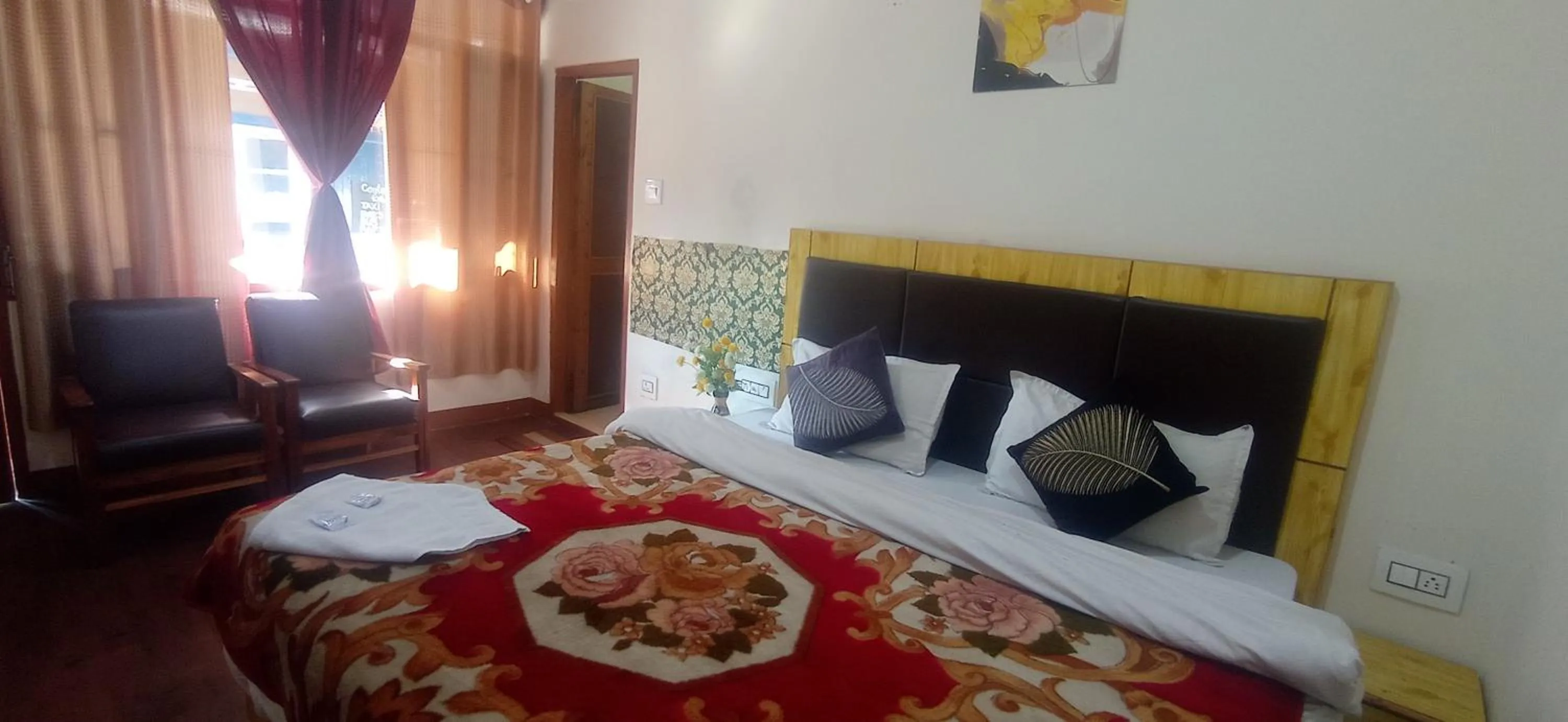 Bed in The Prasher Lodge Mall Road Manali