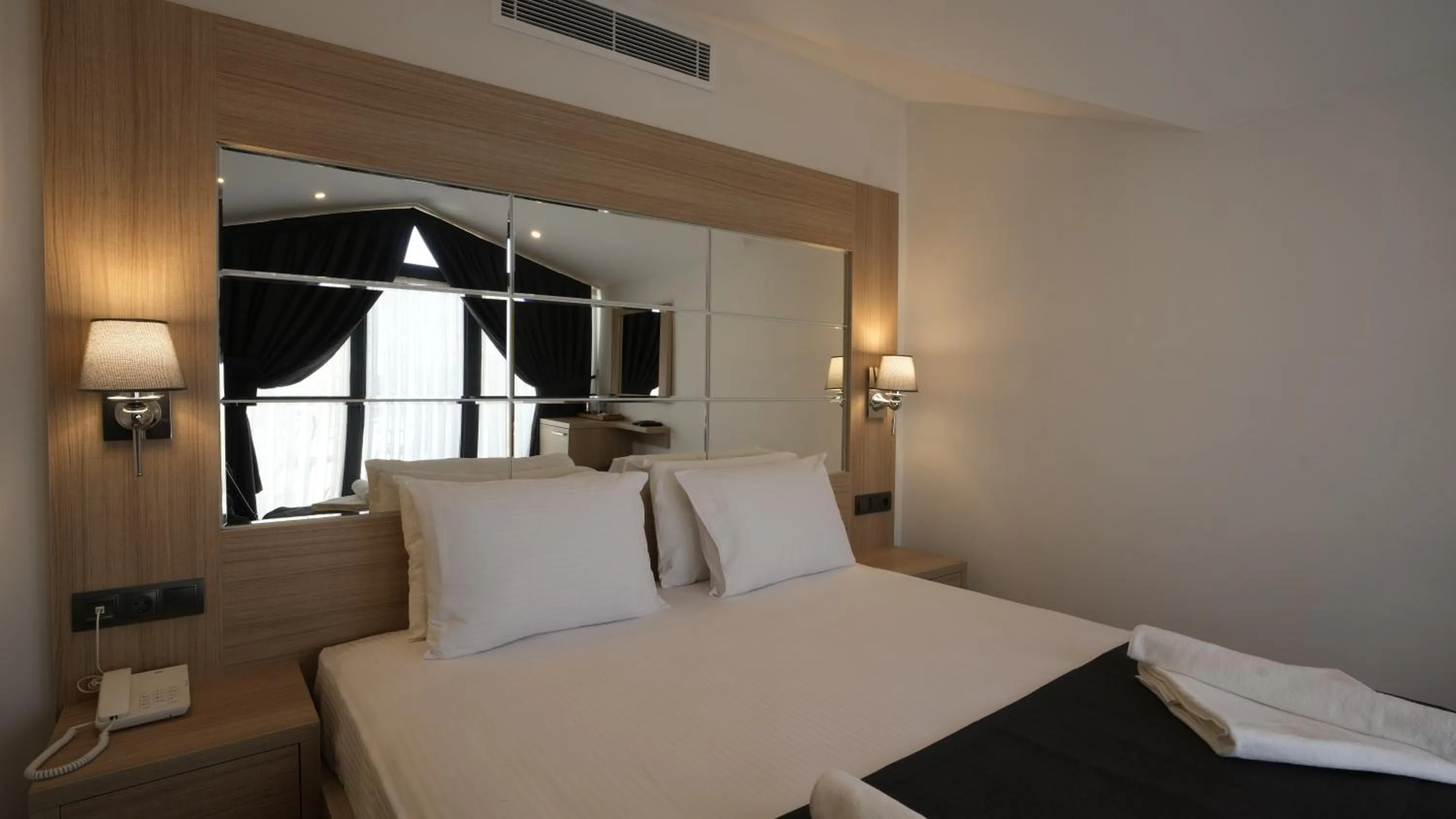 Bed in Alesta Seaside Residence