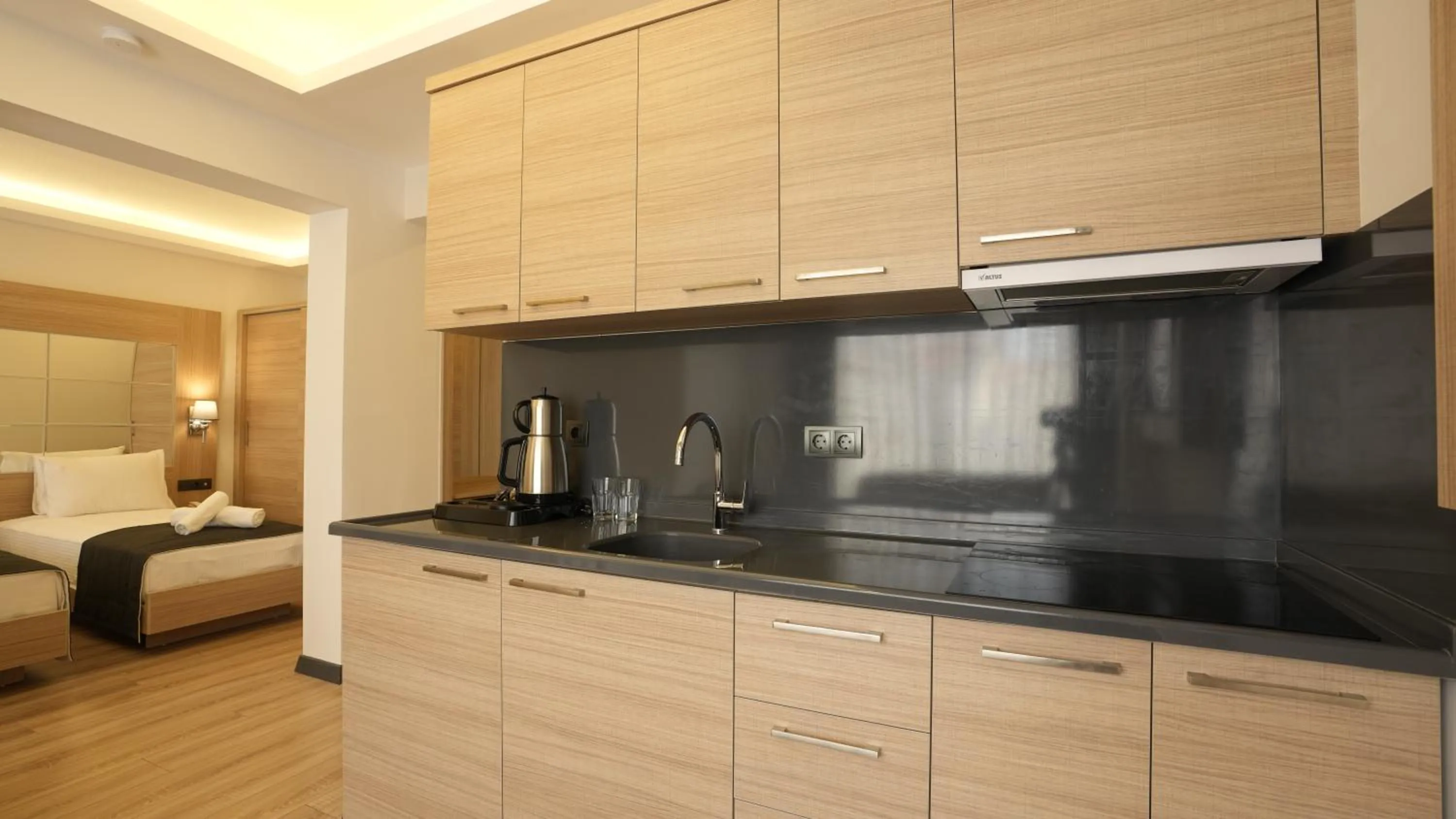 Coffee/tea facilities in Alesta Seaside Residence