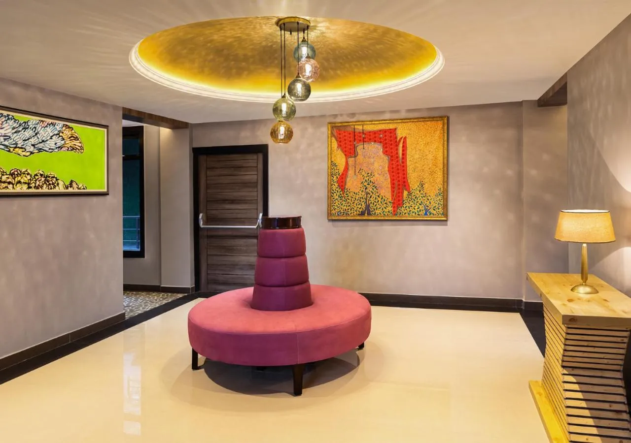 Lobby or reception in juSTa Cliffend Resort & Spa, Mashobra