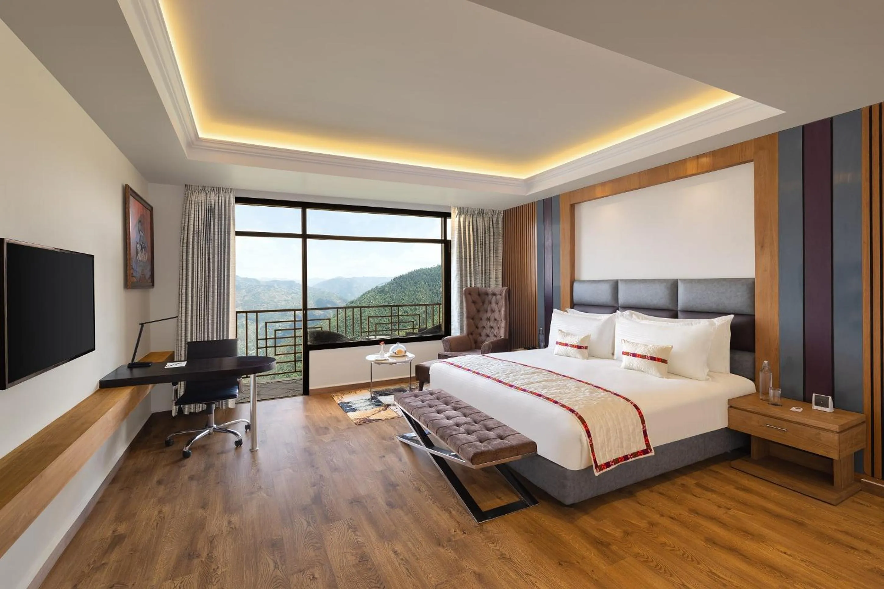 Deluxe Mountain View Room with Private Balcony in juSTa Cliffend Resort & Spa, Mashobra