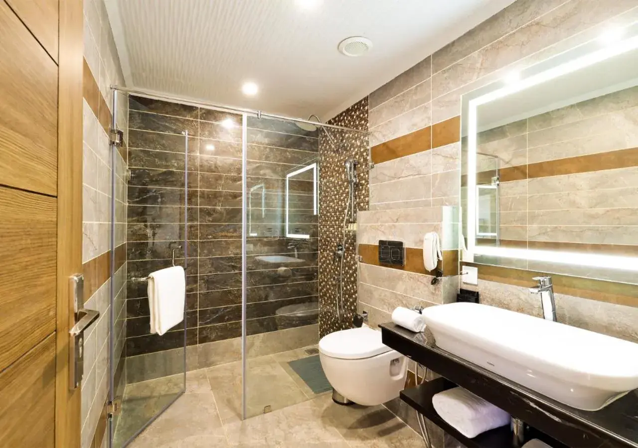 Deluxe Double Room in juSTa Cliffend Resort & Spa, Mashobra Deluxe Double Room in juSTa Cliffend Resort & Spa, Mashobra