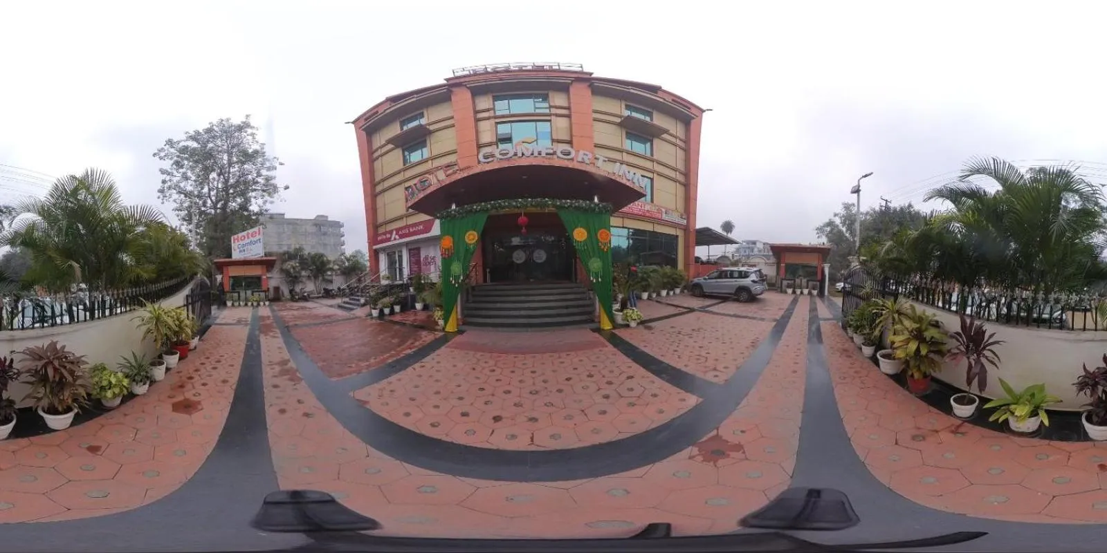 Property building in Hotel Comfort Inn Bl