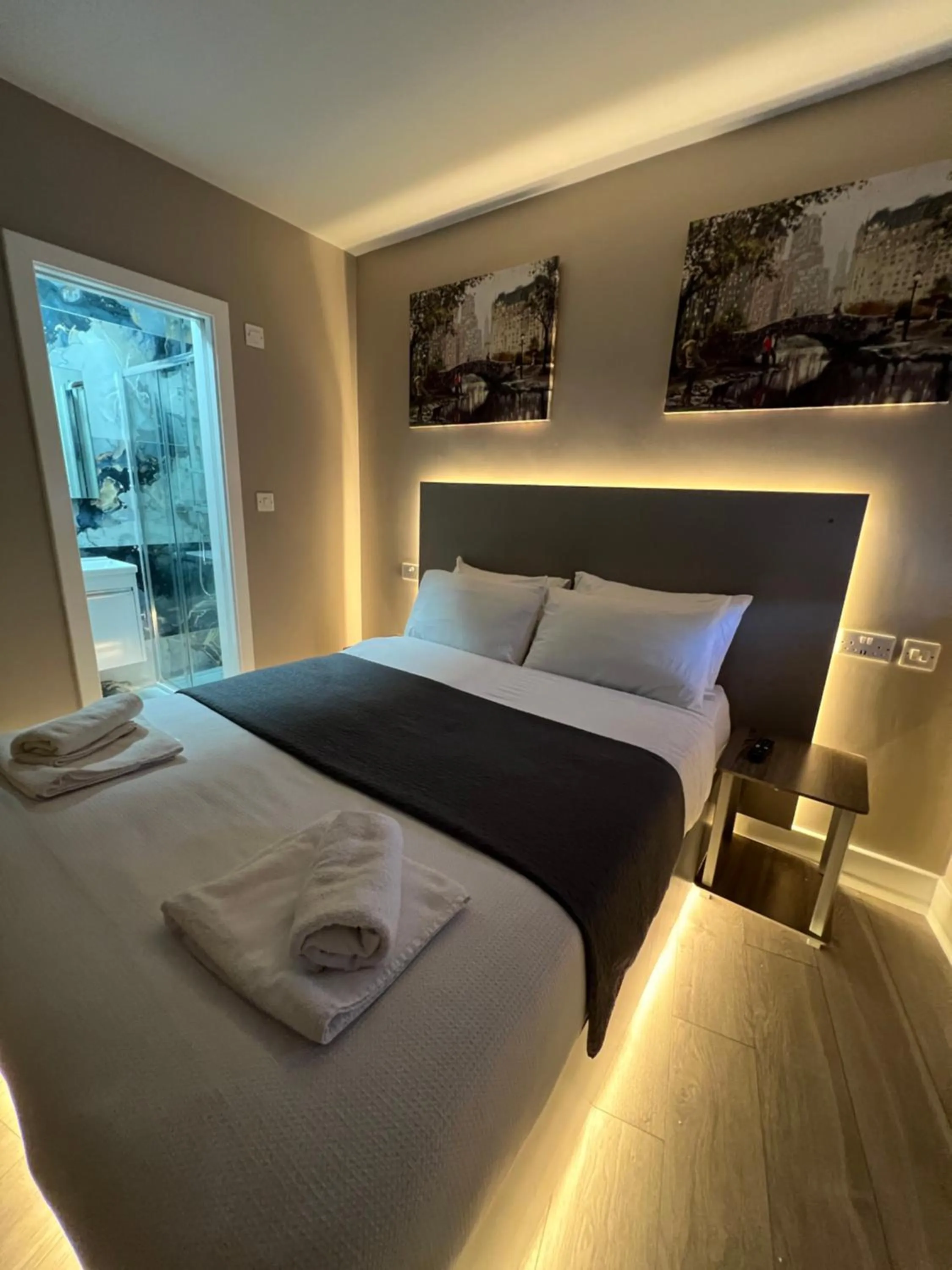 Bed in Paragraph Edmonton