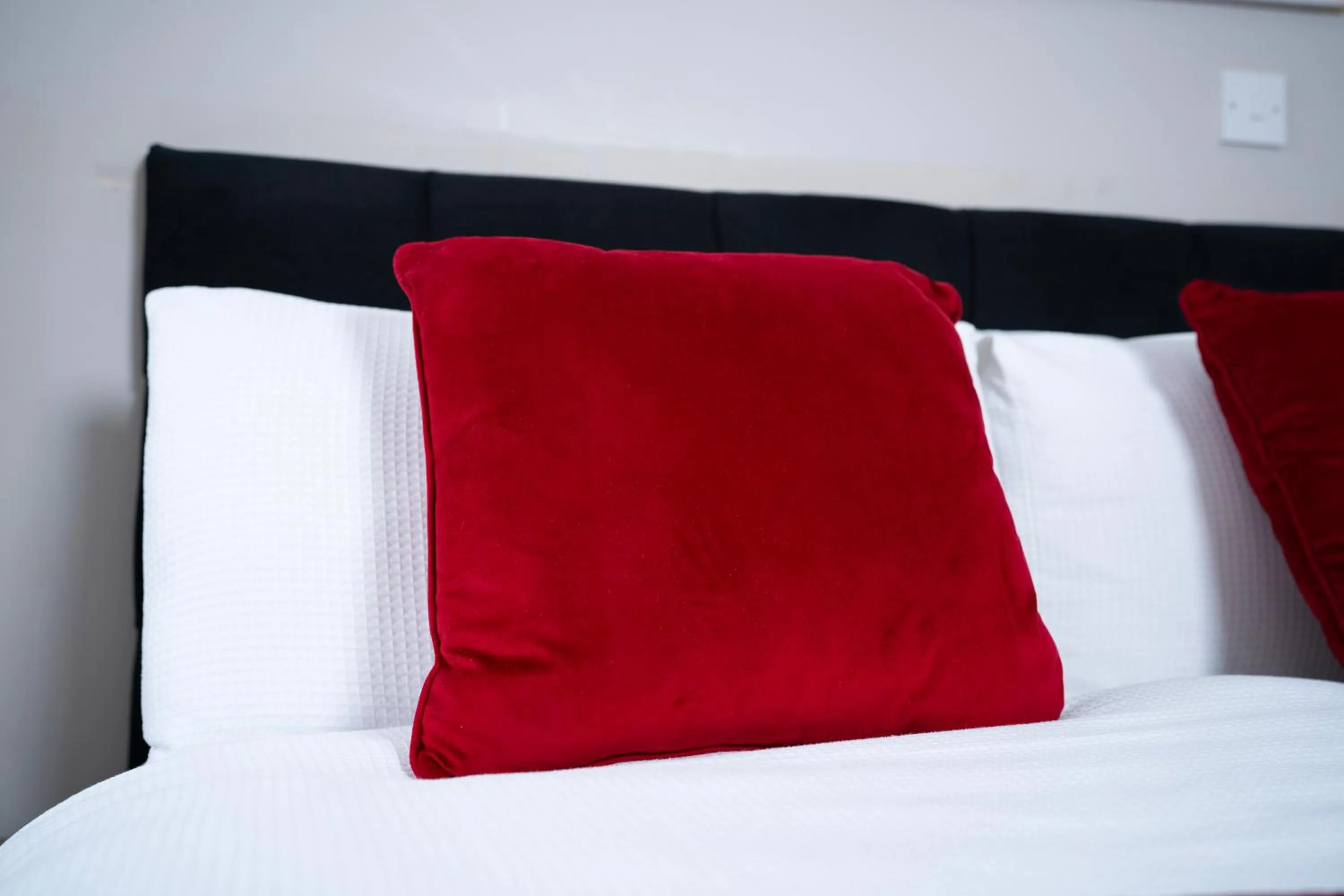 Bedroom, Bed in Paragraph Edmonton