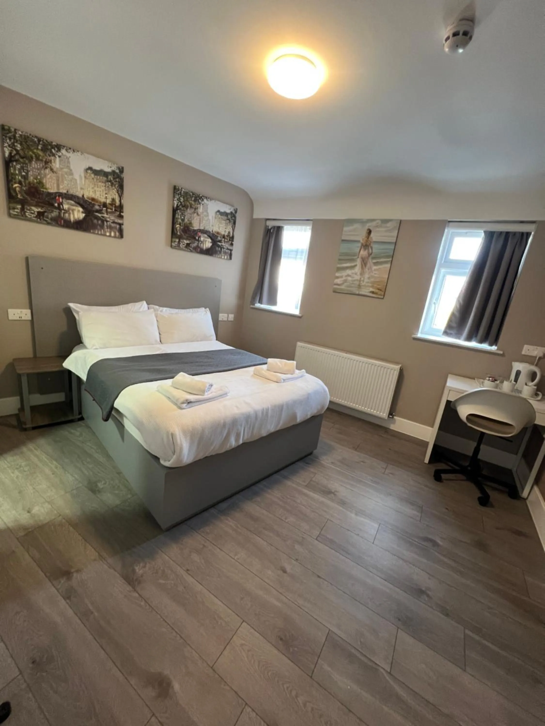 Bed in Paragraph Edmonton