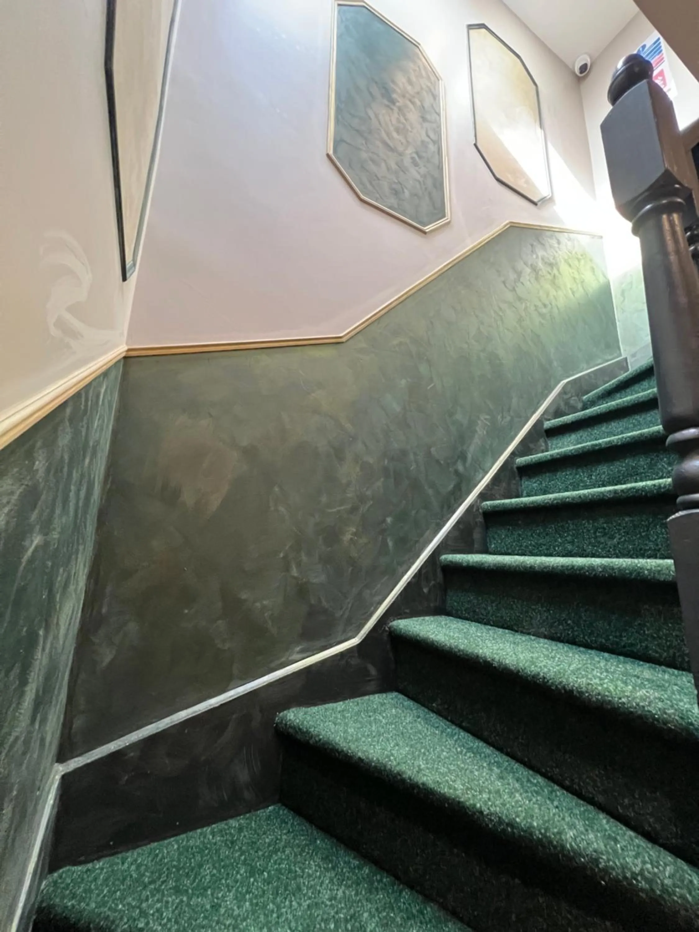 Facade/entrance in Paragraph Edmonton