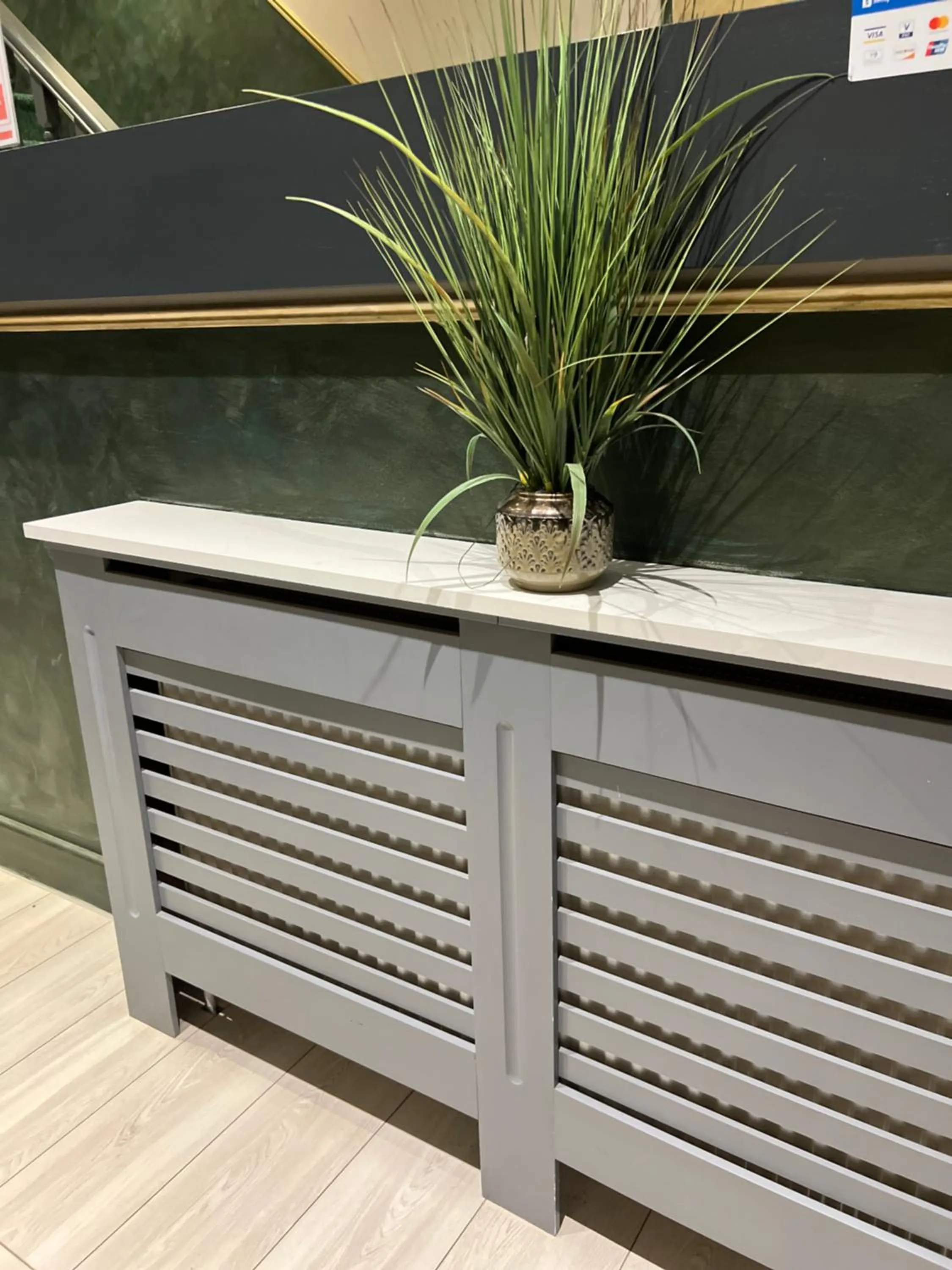 Facade/entrance in Paragraph Edmonton