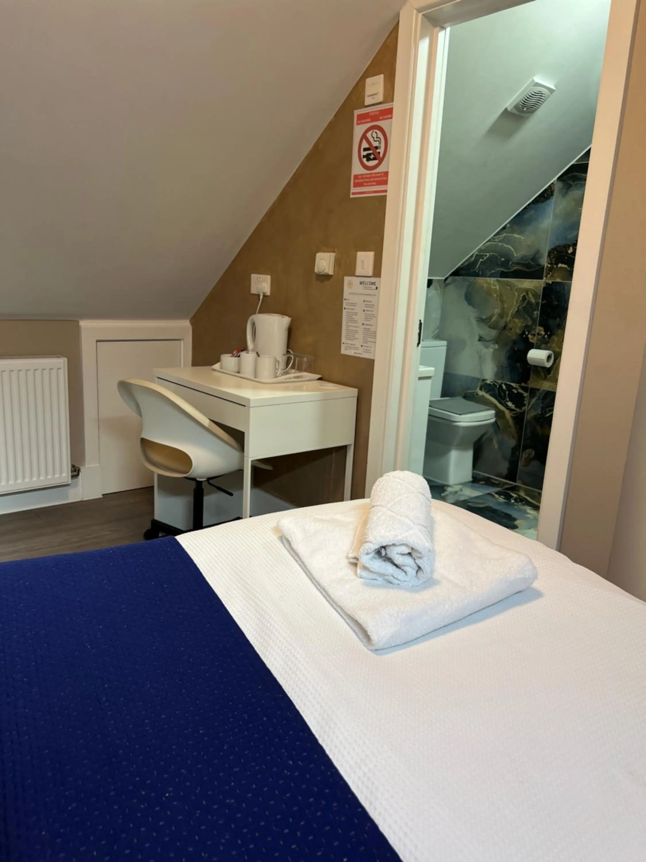 Bed in Paragraph Edmonton