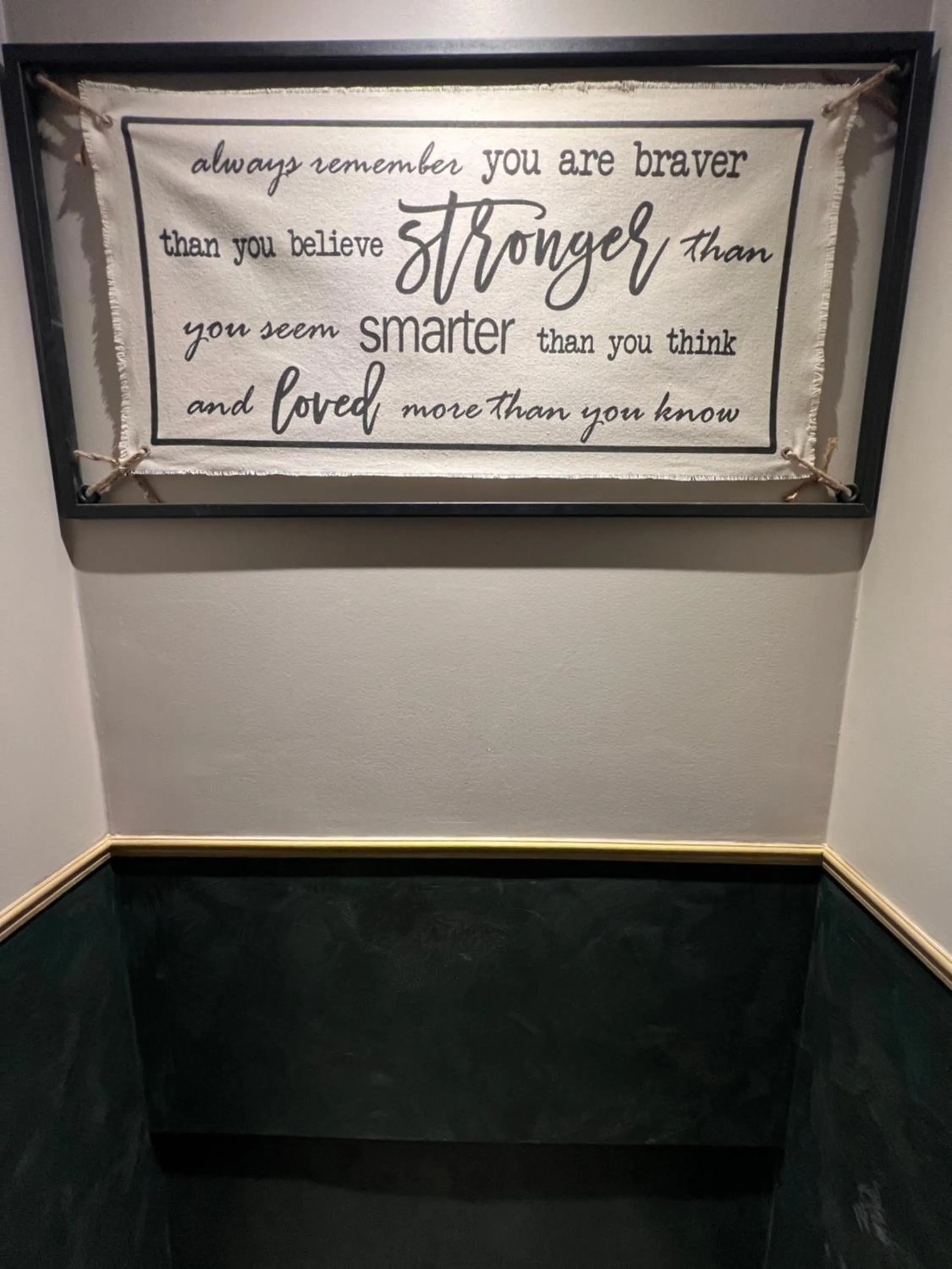 Facade/entrance in Paragraph Edmonton