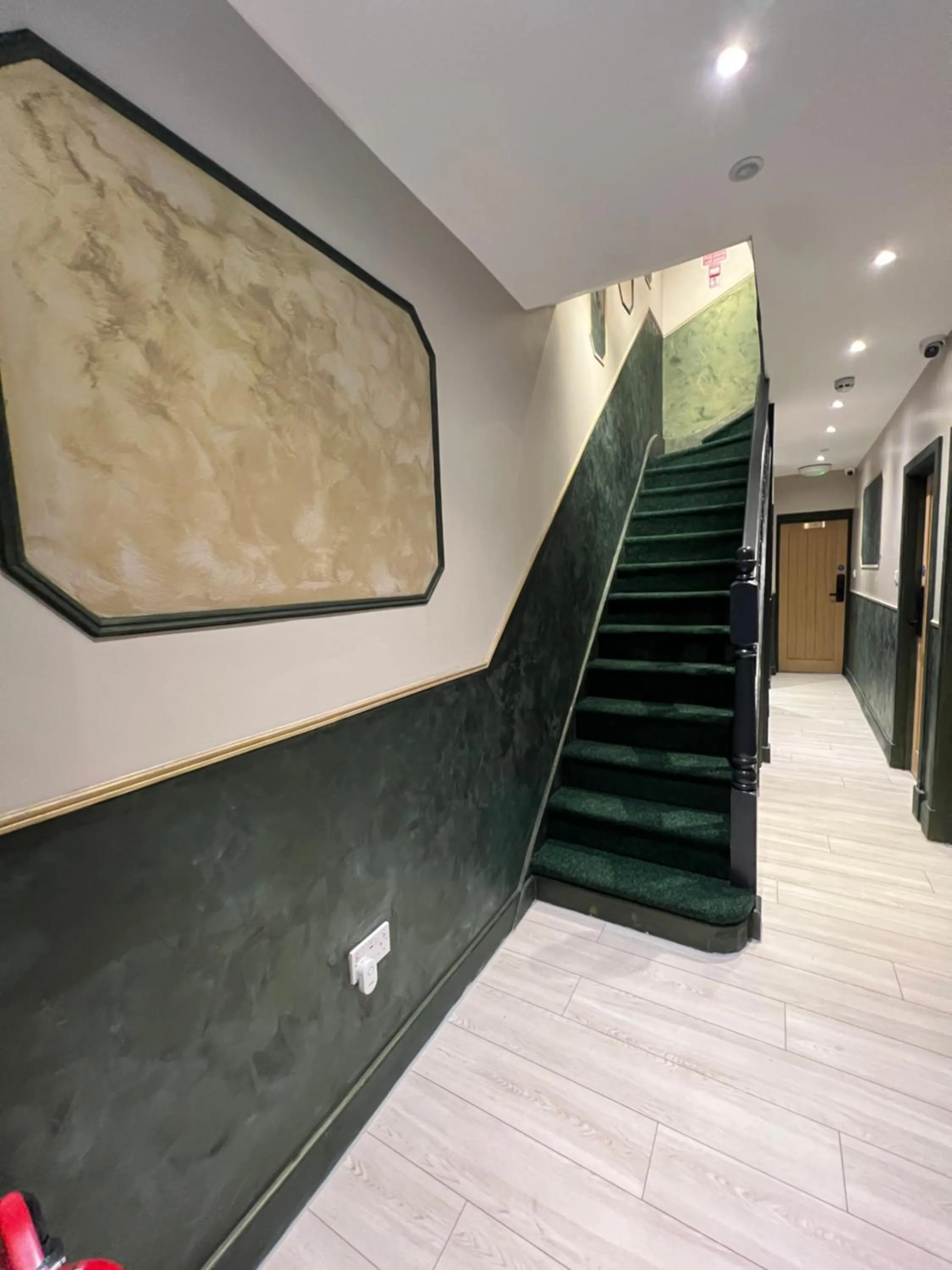 Lobby or reception in Paragraph Edmonton