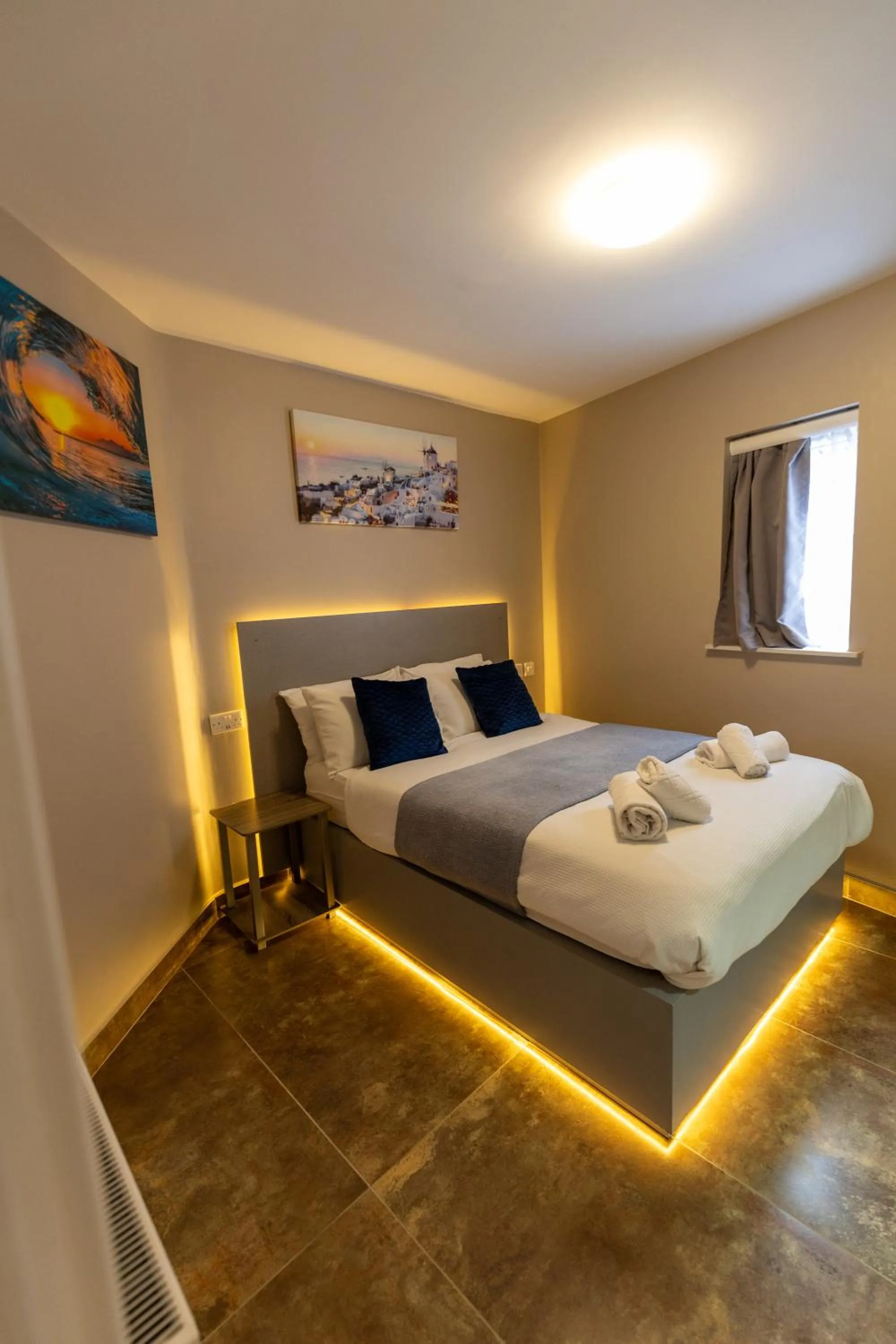 Bed in Paragraph Edmonton