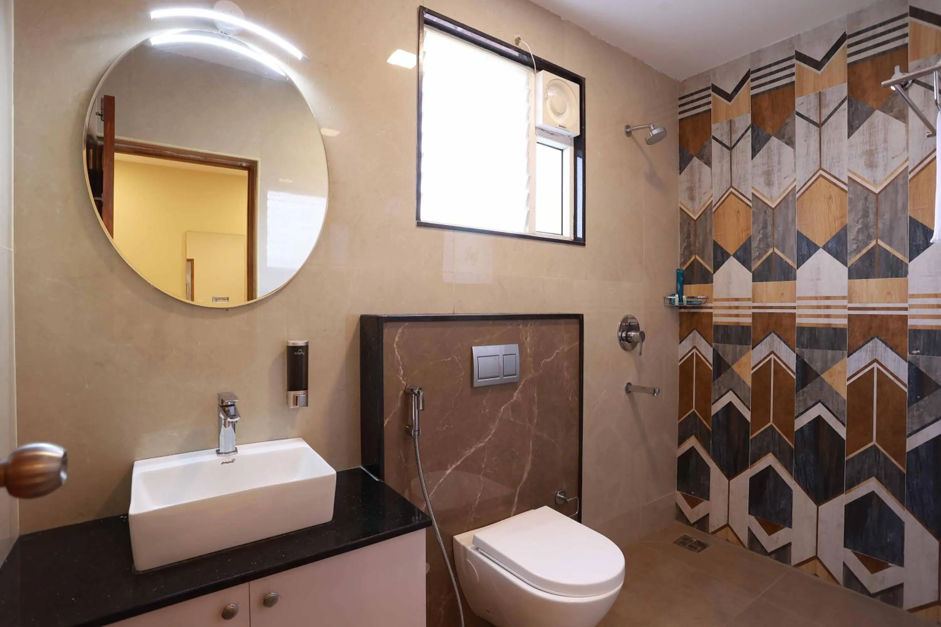 Bathroom in HOTEL BLUEMOON