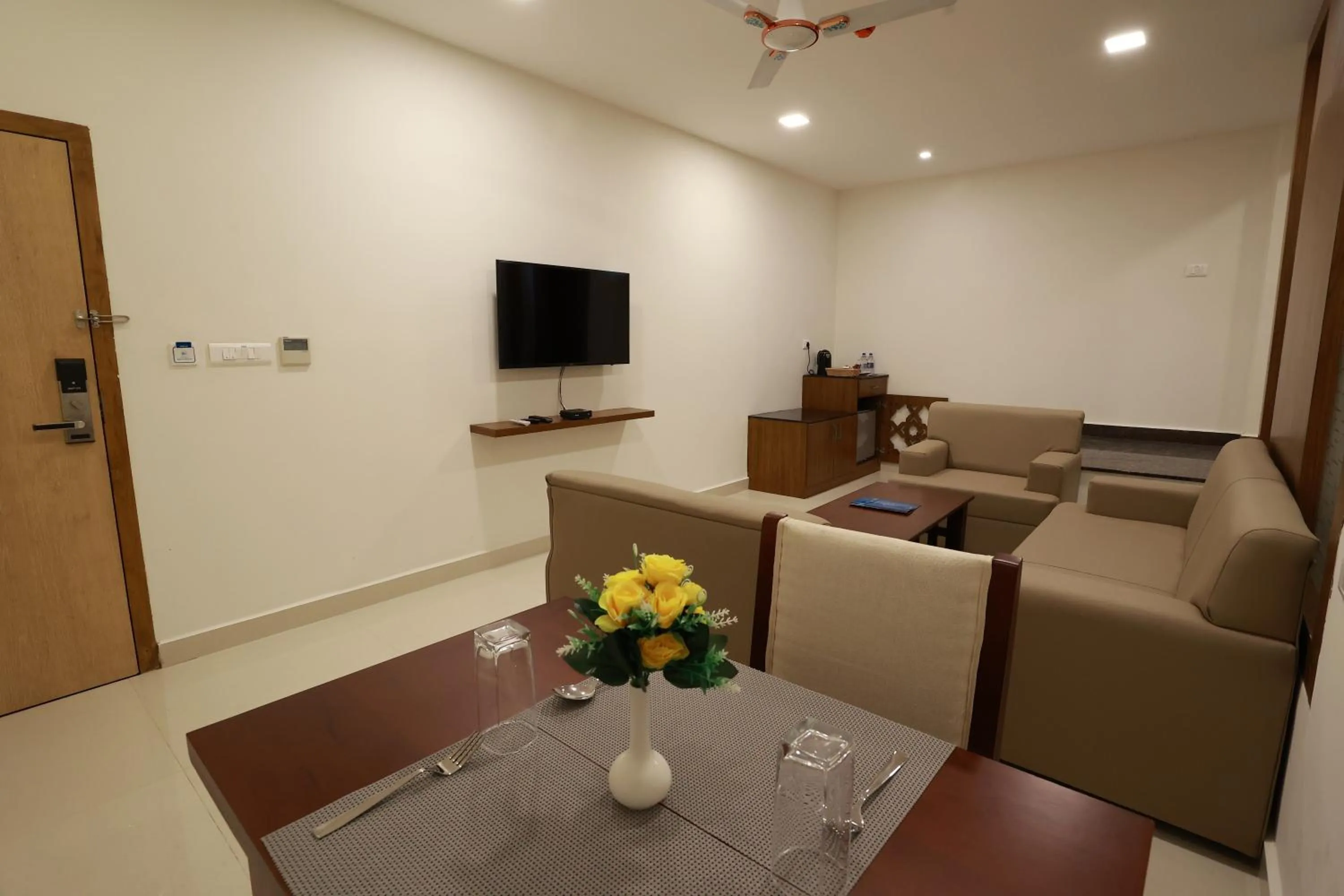 Living room in HOTEL BLUEMOON