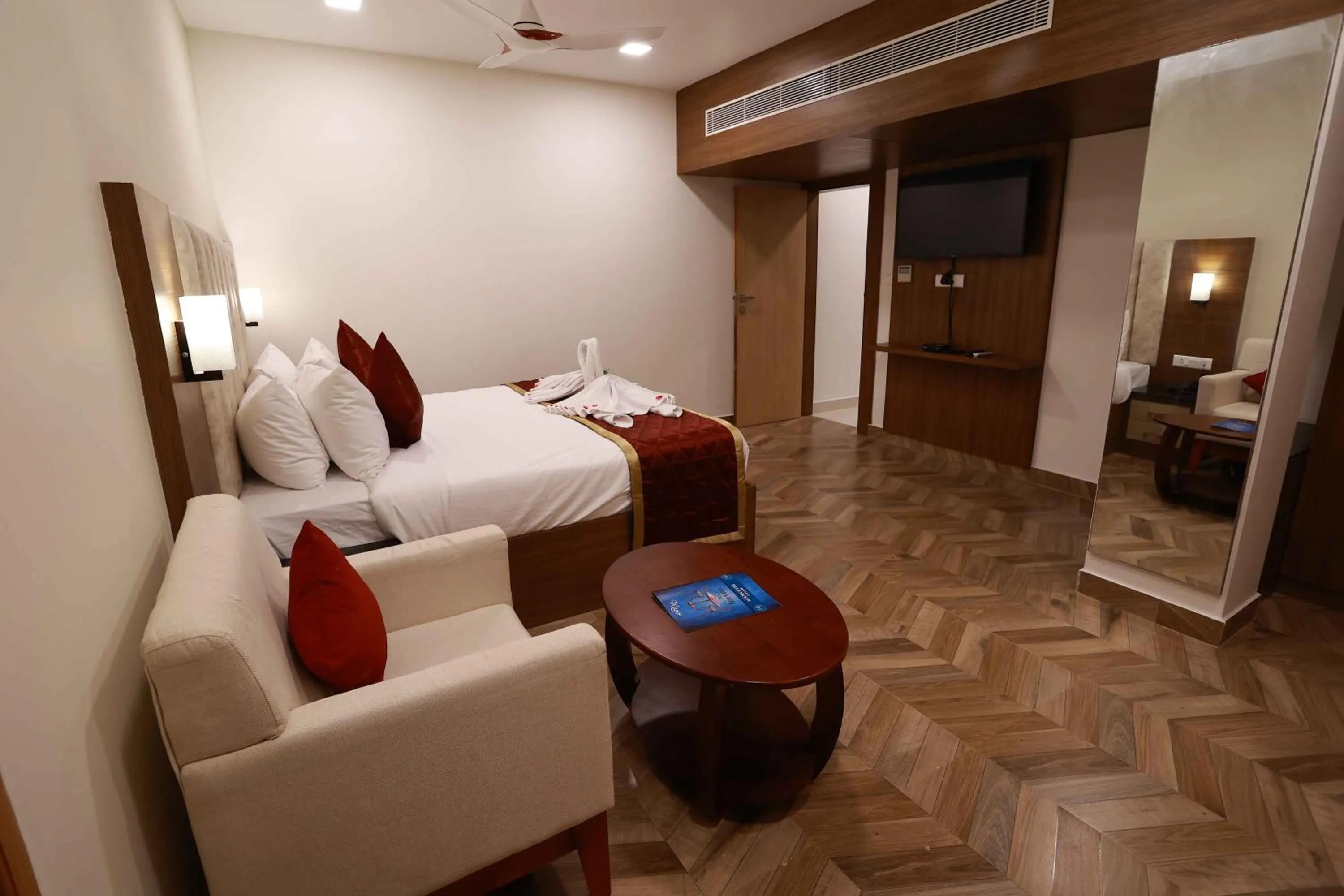 Photo of the whole room, Bed in HOTEL BLUEMOON