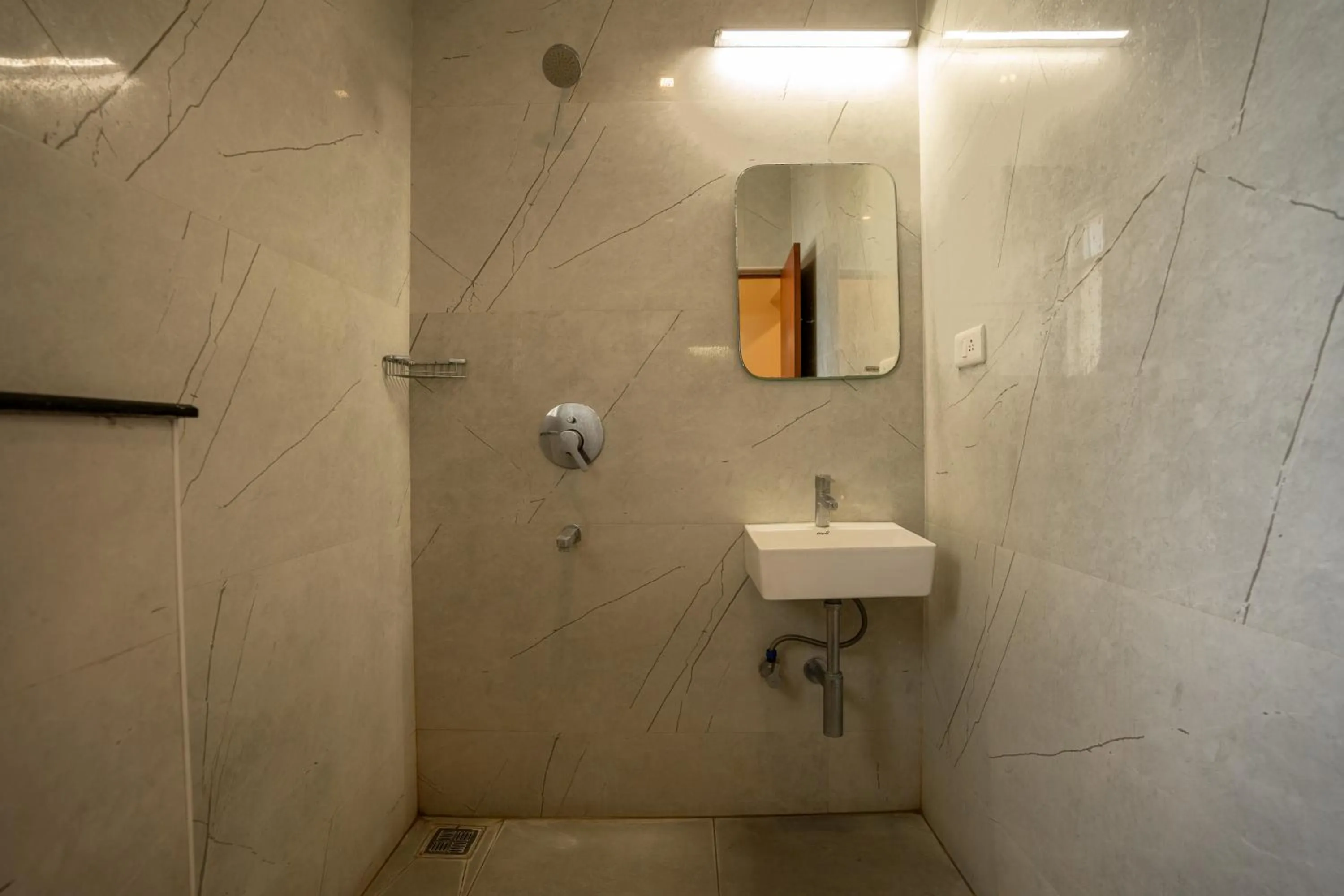 Toilet in HOTEL BLUEMOON