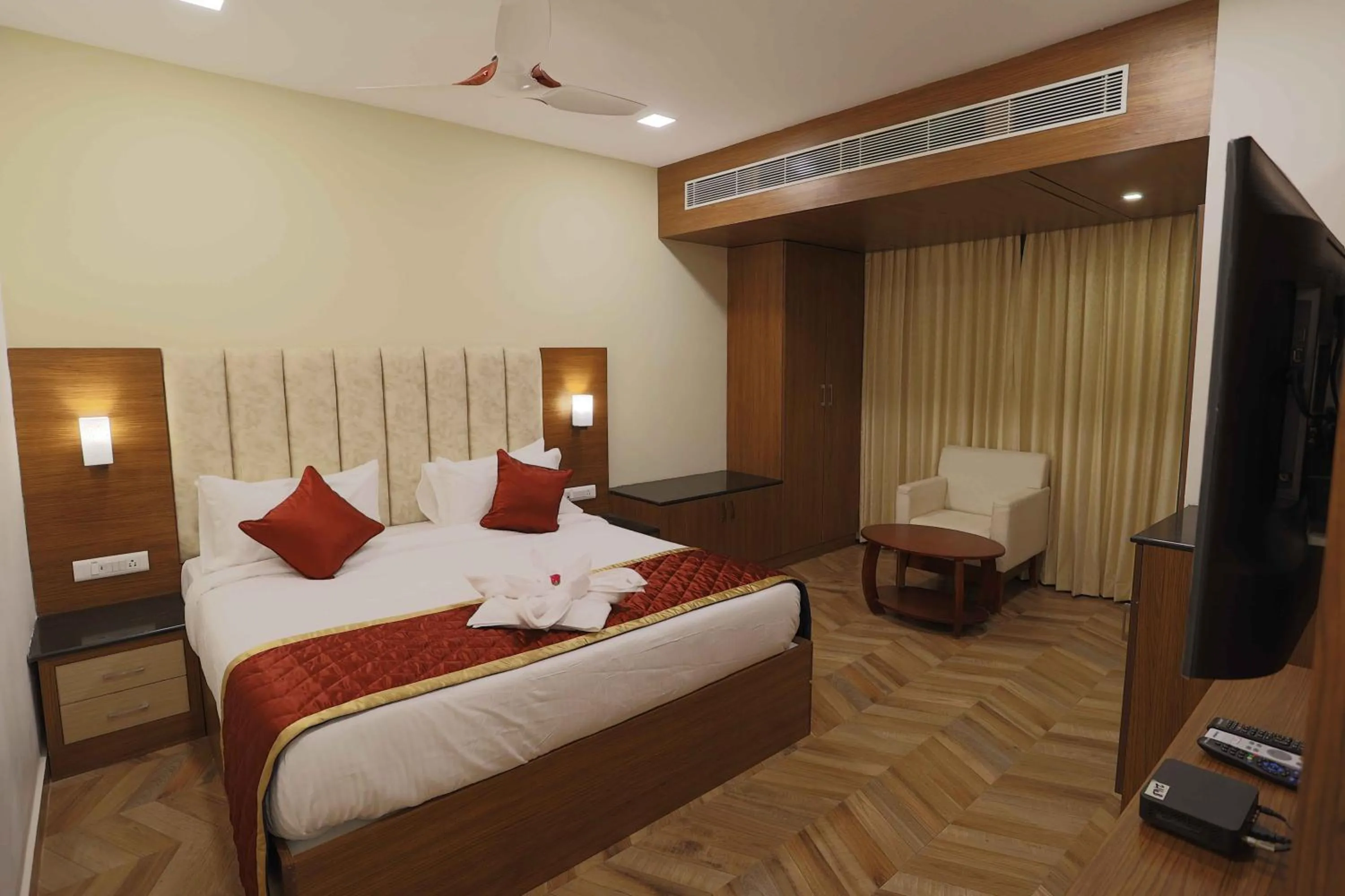 Photo of the whole room, Bed in HOTEL BLUEMOON