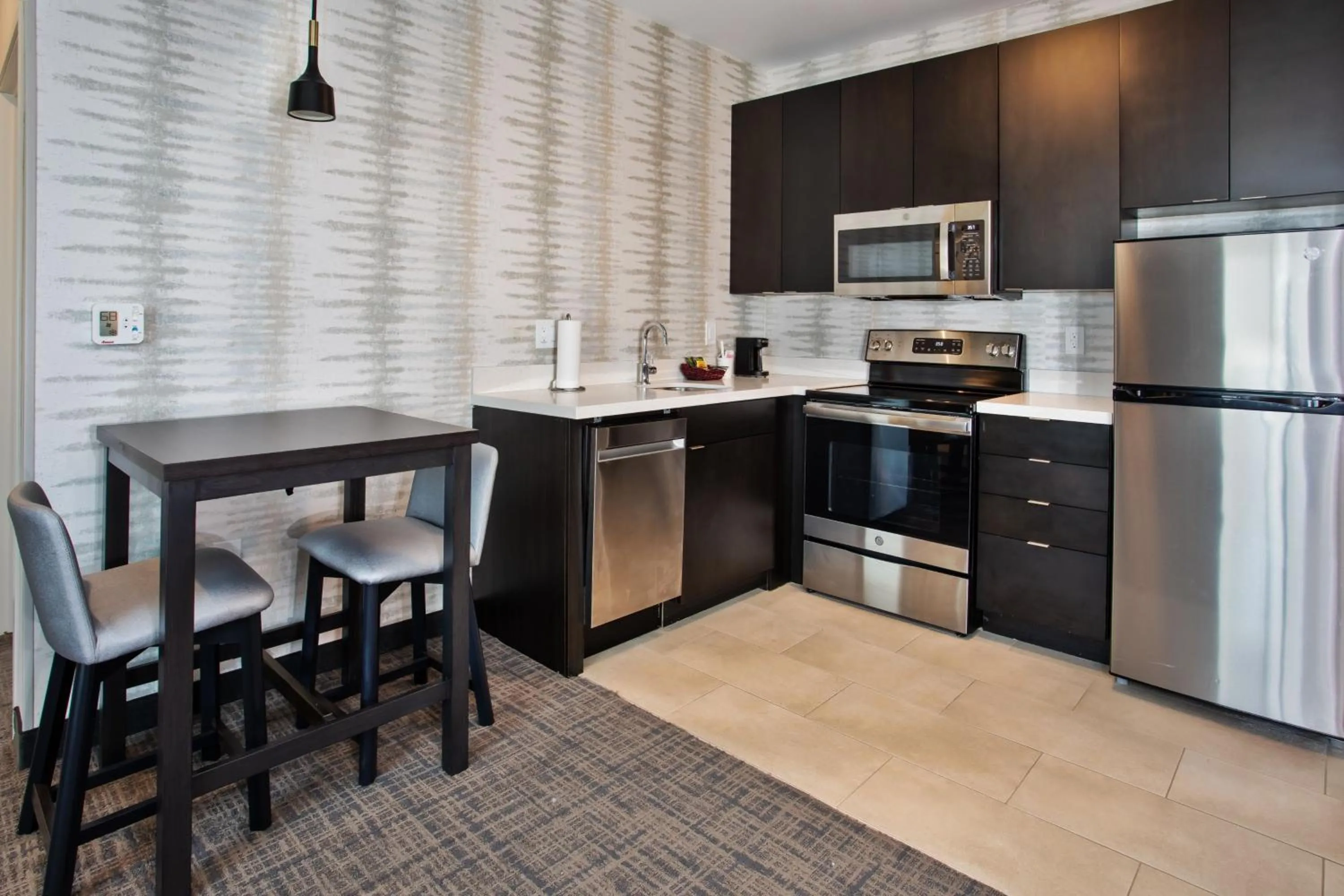 Kitchen or kitchenette in Residence Inn By Marriott Wichita Falls