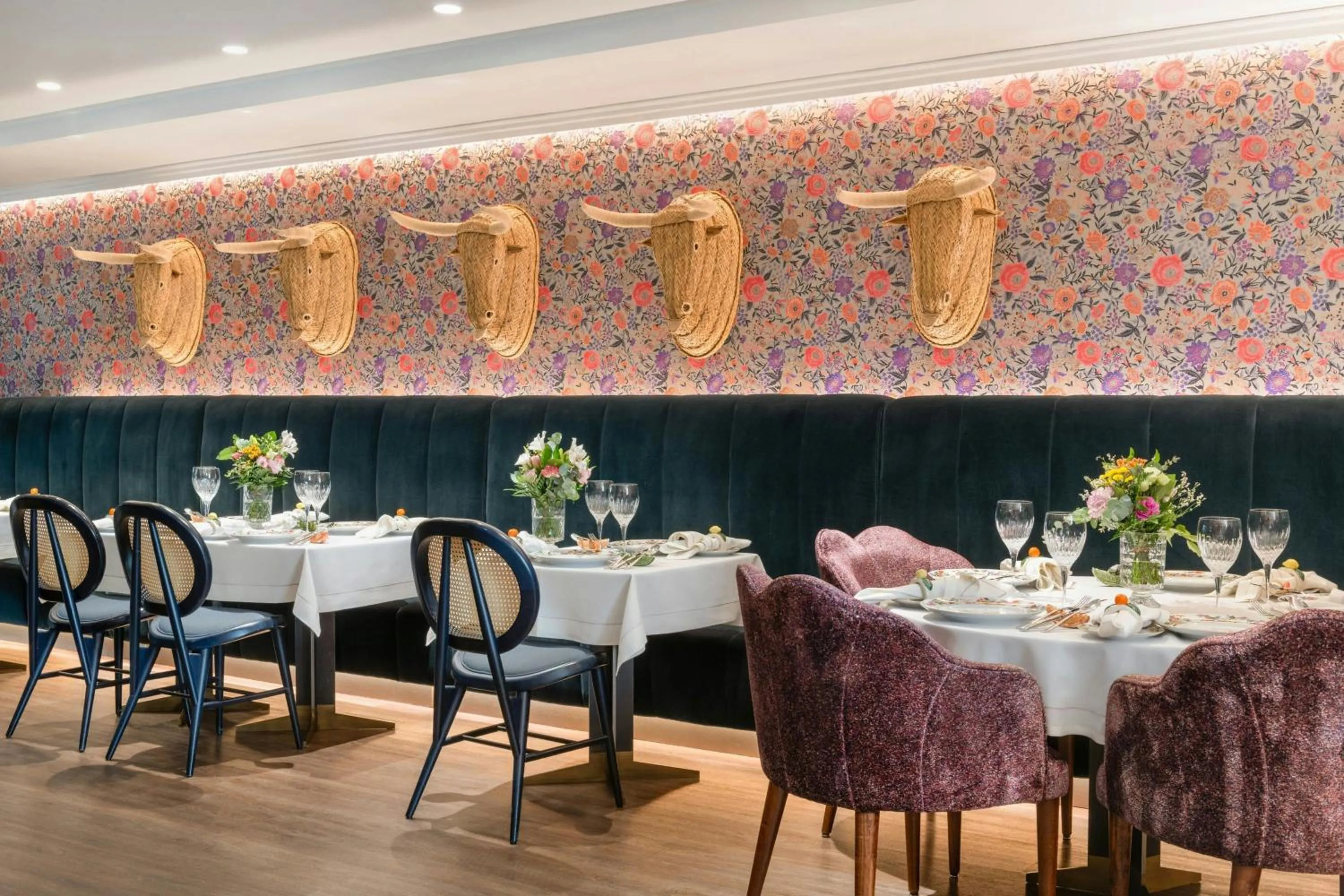 Restaurant/places to eat in Querencia de Sevilla, Autograph Collection