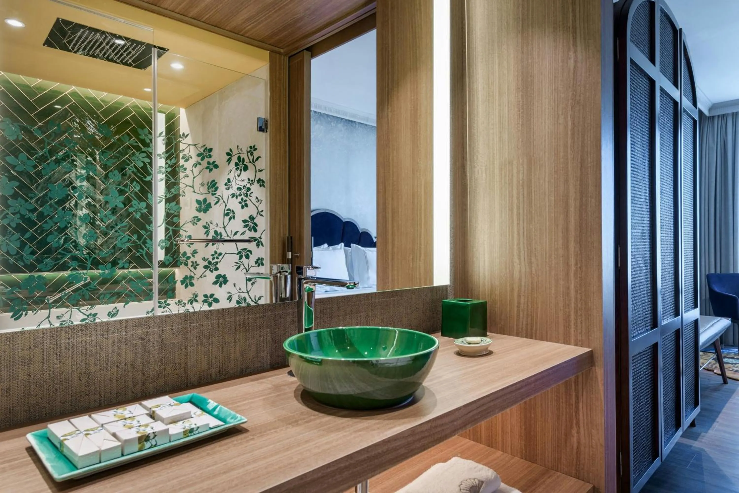 Photo of the whole room in Querencia de Sevilla, Autograph Collection