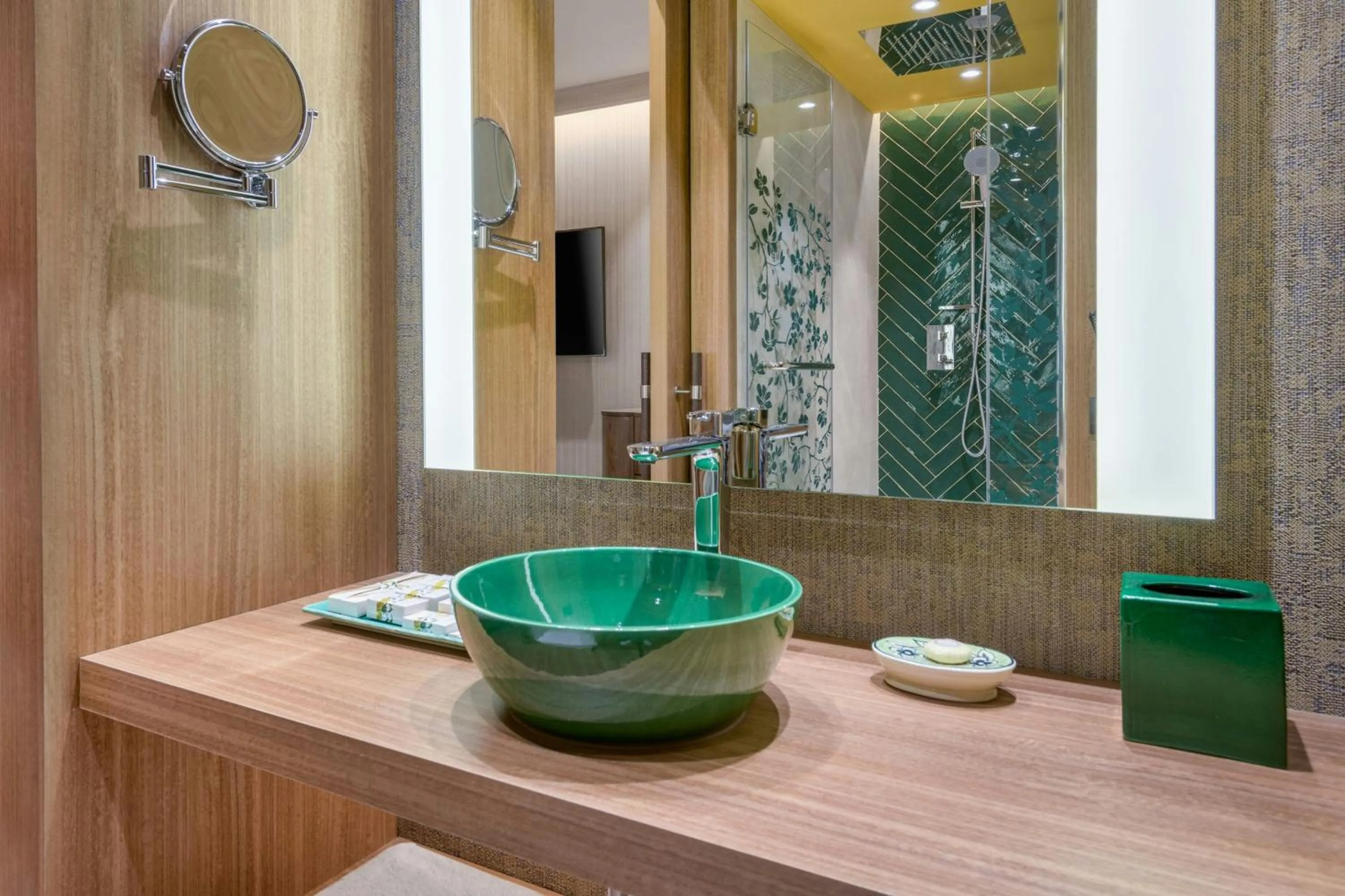 Bathroom in Querencia de Sevilla, Autograph Collection