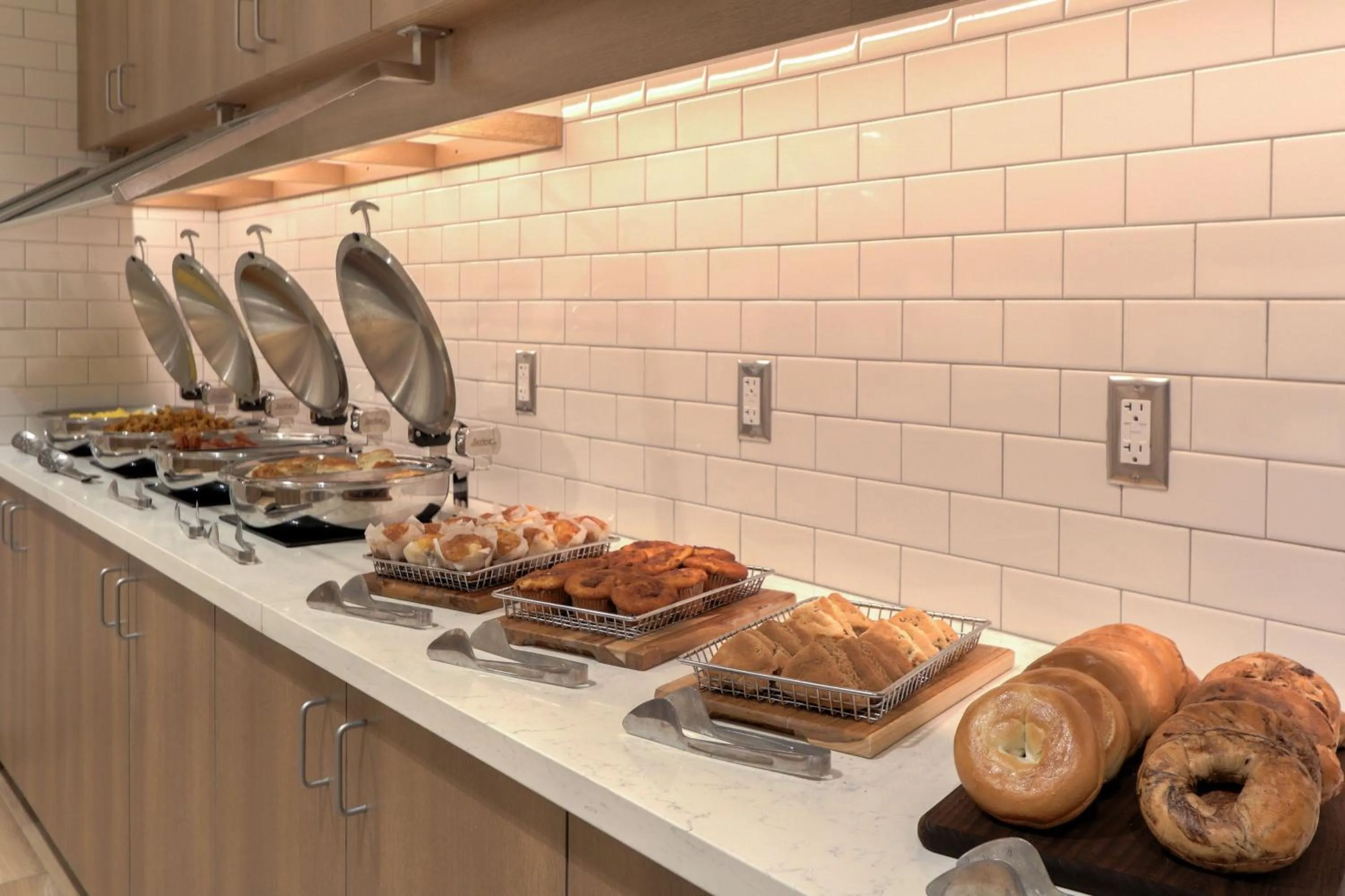 Lounge or bar in Residence Inn by Marriott Pigeon Forge