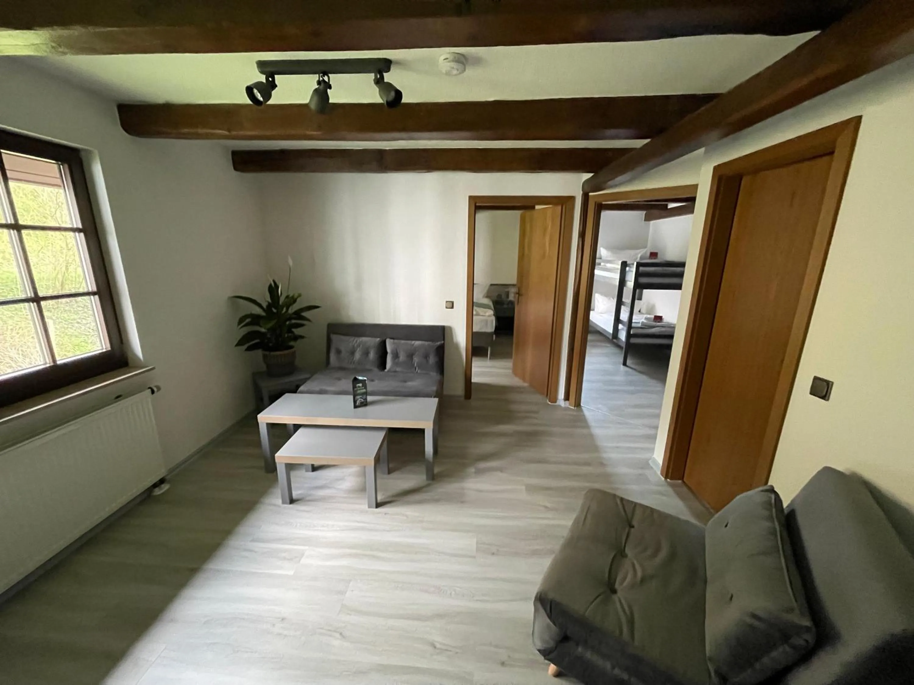 Living room in Landhotel Der Distelhof mit Scheunencafé