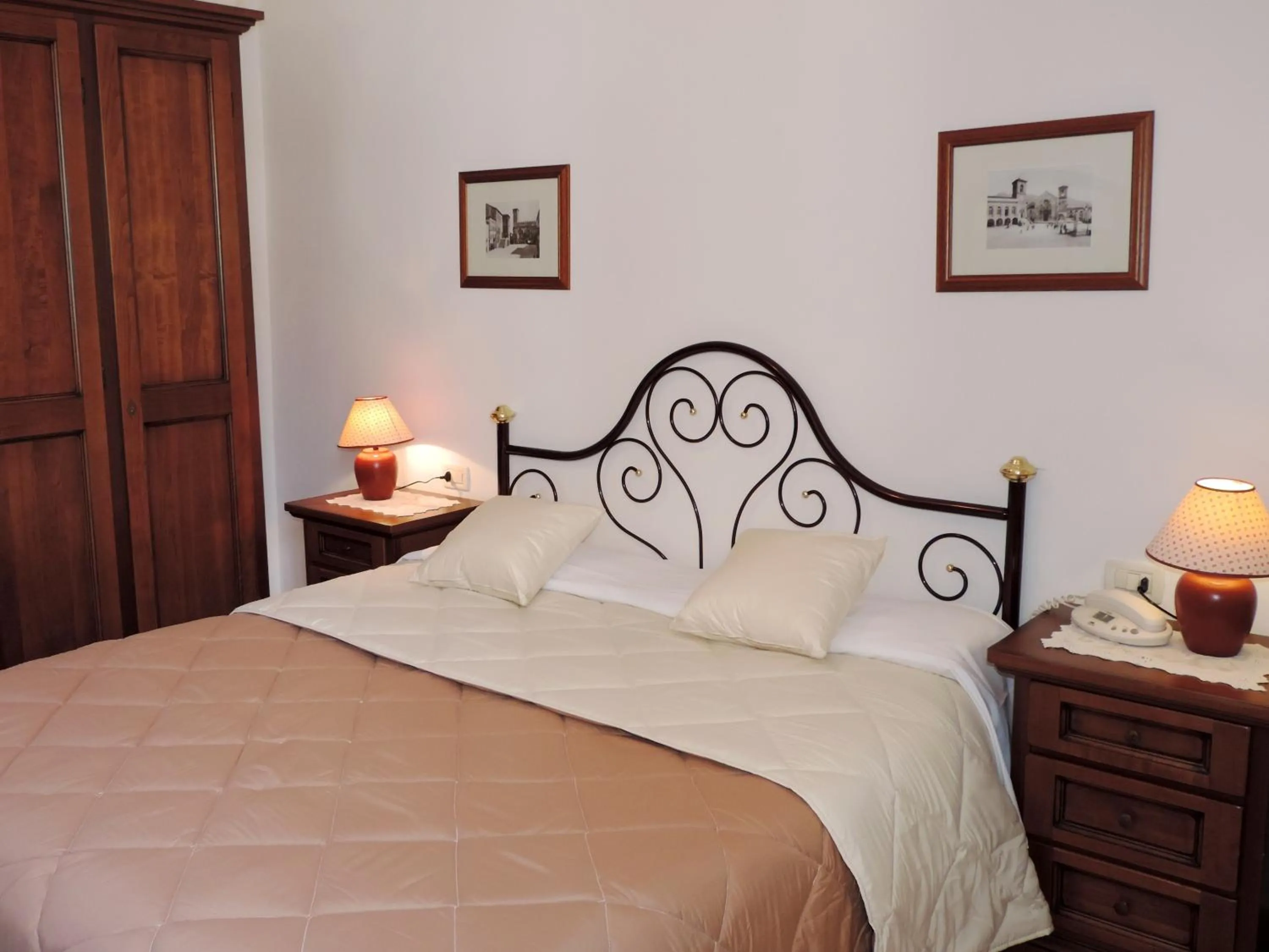 Bedroom, Bed in Hotel Signa