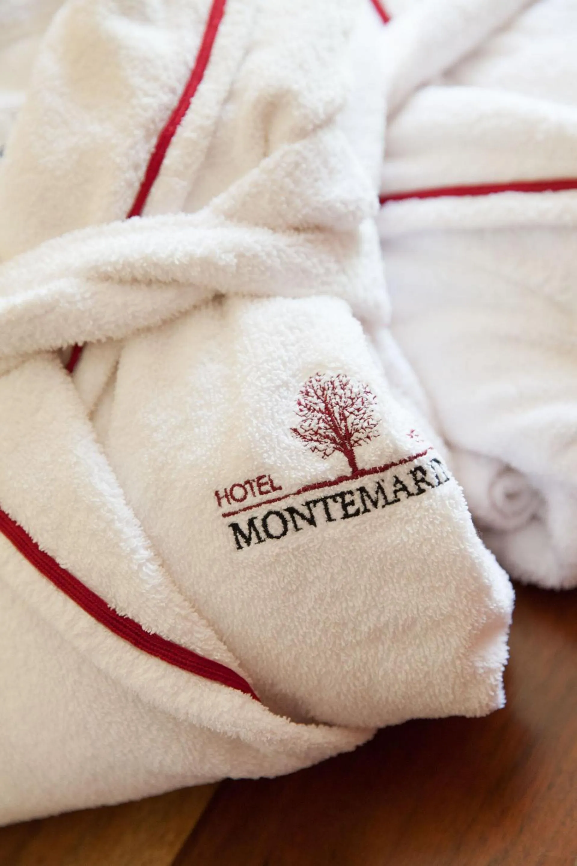 towels, Bed in Relais Montemarino