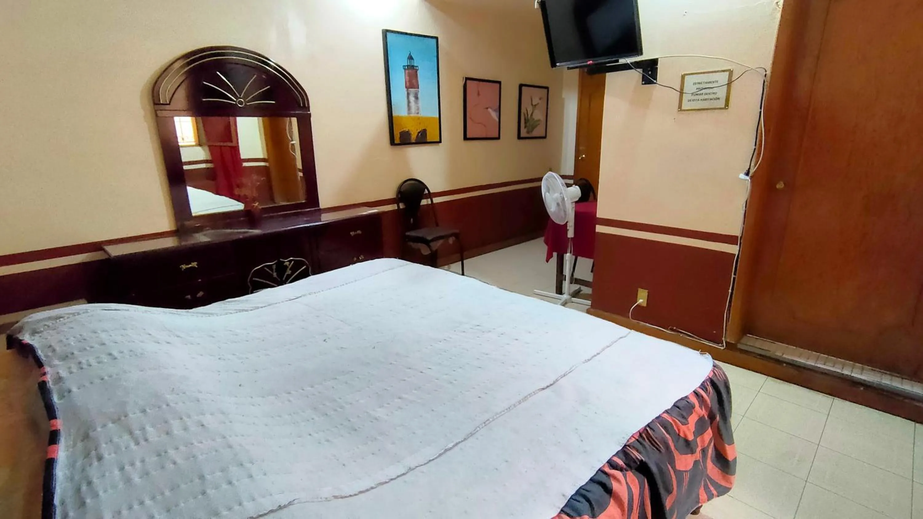 Bedroom in OYO Posada Santa Cecilia, Jerez Zacatecas