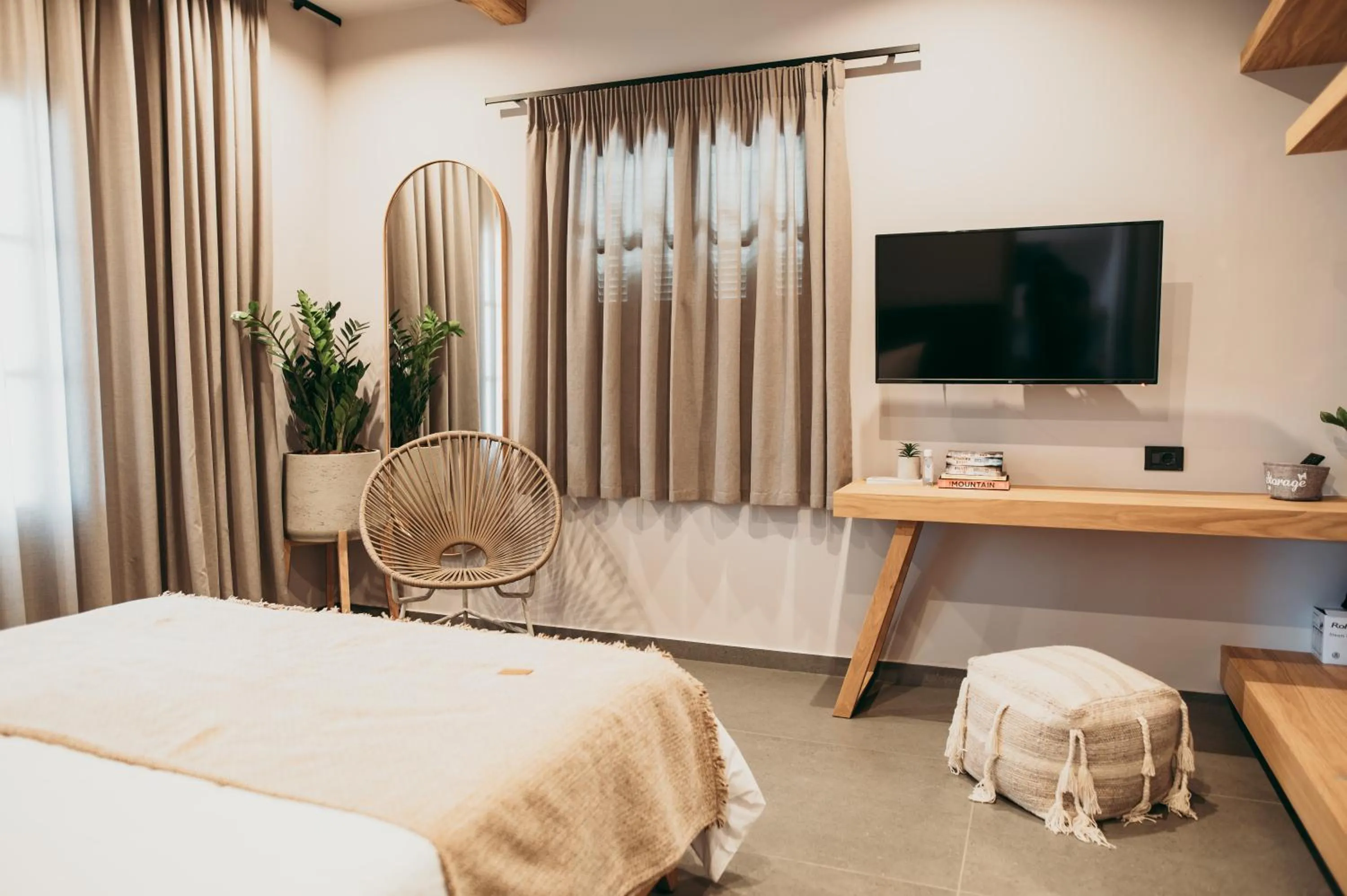 Bedroom in ANDROMEDA