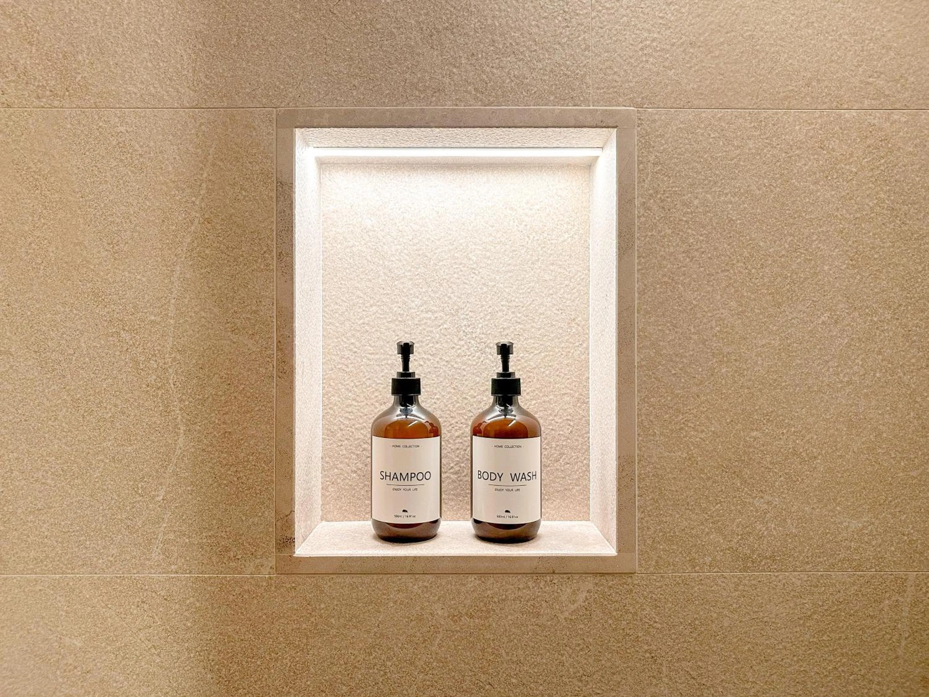 Bathroom in Ōrigins Hotel Boutique - Adults Only