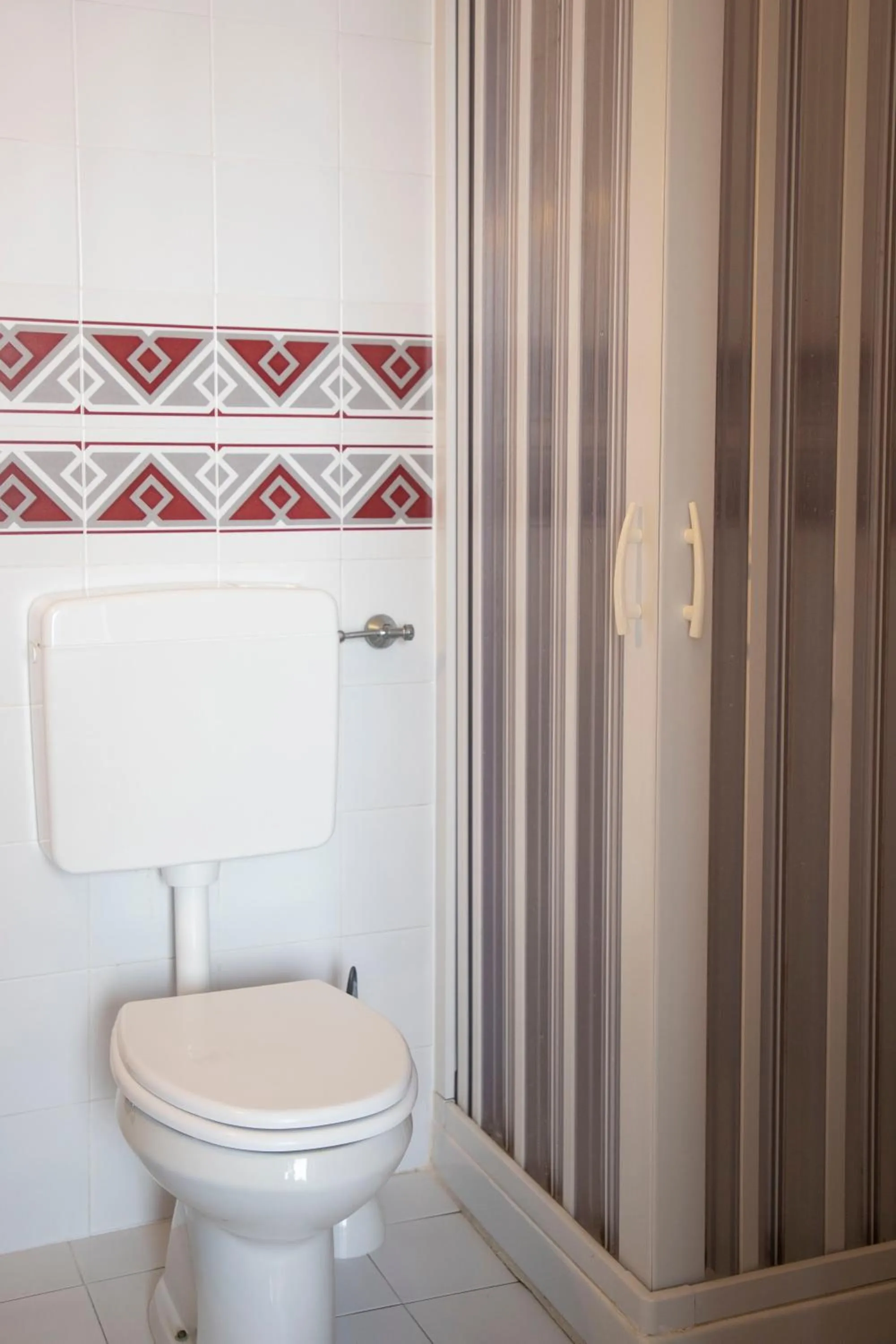 Shower in Hotel Loreley