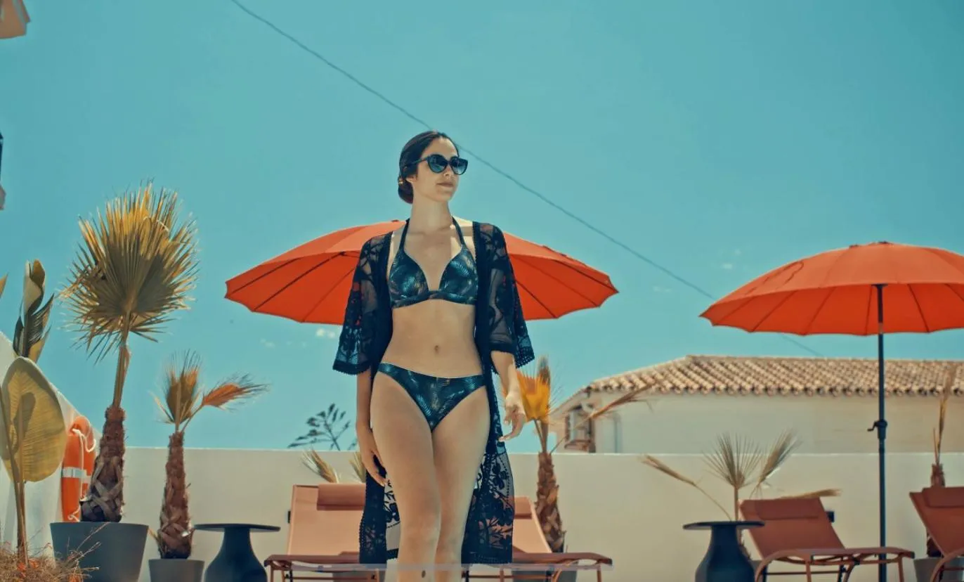 Swimming pool in Caleyro Boutique Apartments - "Parking incluido"