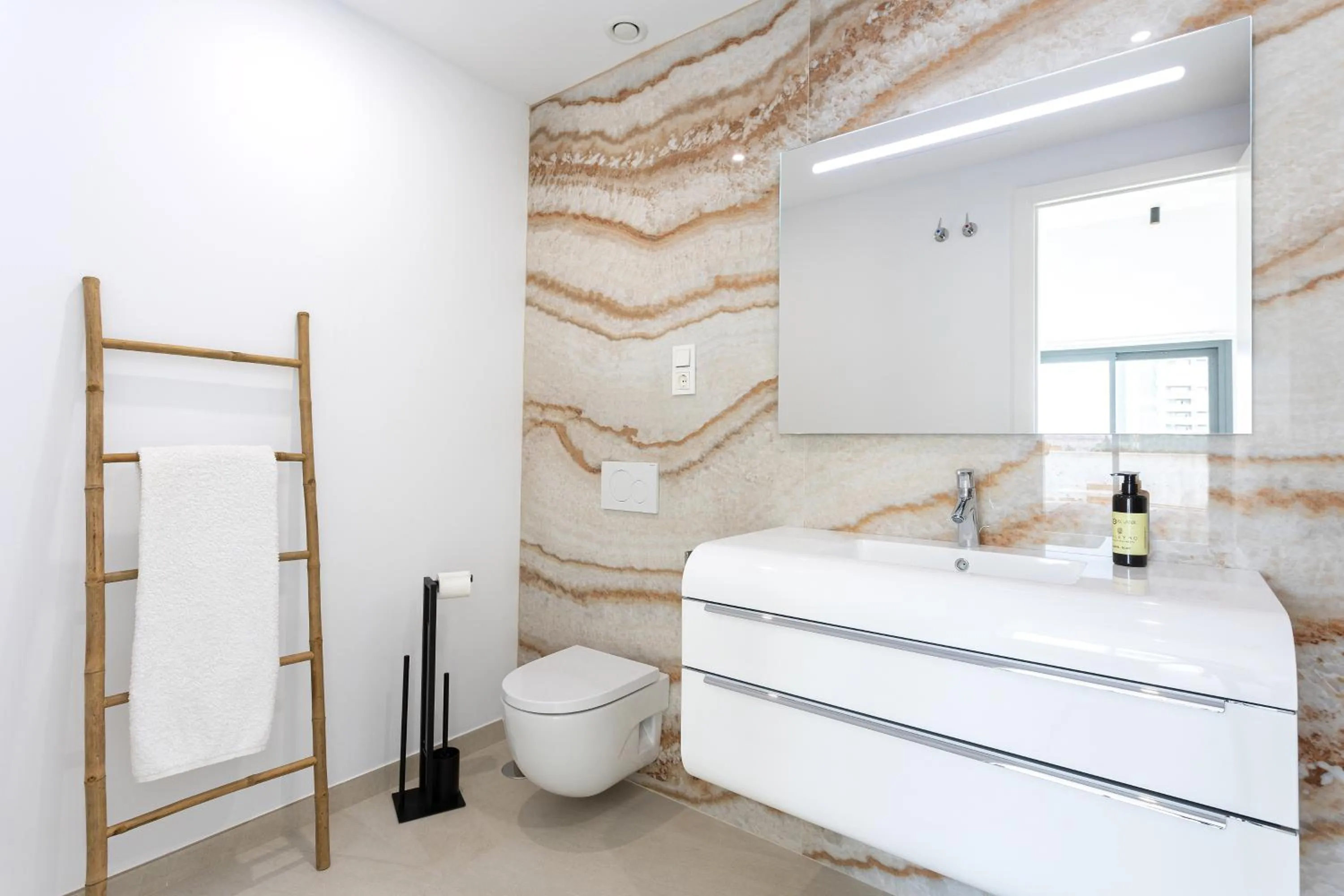 Bathroom in Caleyro Boutique Apartments - "Parking incluido"