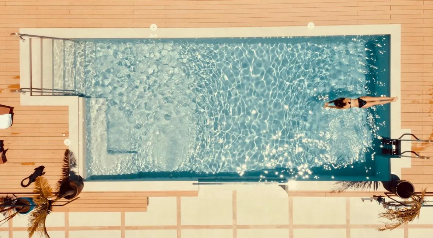 Swimming pool in Caleyro Boutique Apartments - "Parking incluido"