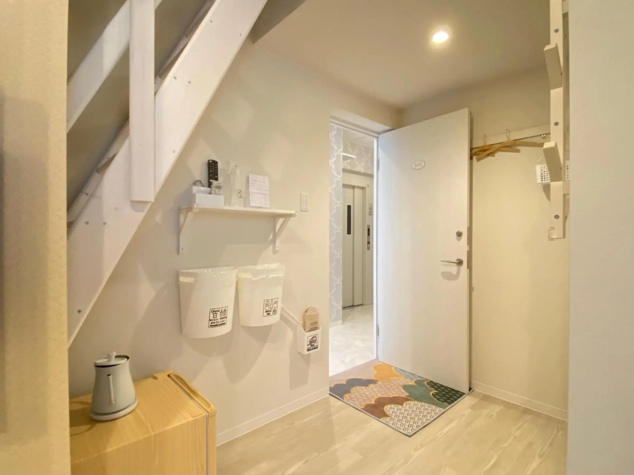 K.K.House in Osaka（まるまる一棟貸し切り）